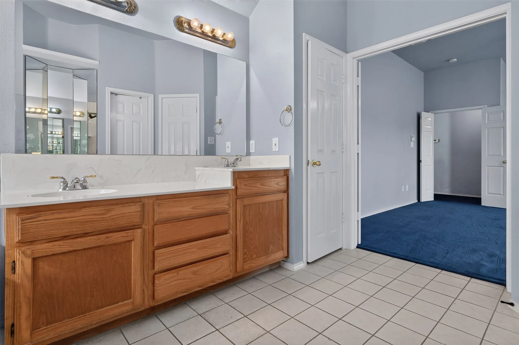 Single Family Residence For Sale in Tarrant County , 1005 Wilderness Trail, Crowley, Texas 76036, 4 Bedroom, 3 Bathroom, 3 Garage spaces, 2,417 Sqft, built in 1997, mls#21315441, Real Estate Agent in Crowley, Homes For Sale in Tarrant county, Homes For Sale in Crowley, Realtor in Crowley Texas, Real Estate Brokerage Independent Realty Texas, Luminita Cordes Realtor