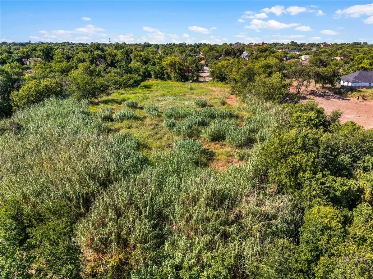Unimproved Land For Sale in Tarrant County , 2920 Columbus Avenue, Fort Worth, Texas 76106, 0, 0, Garage spaces, 0 Sqft, built in 0, Price $399,999, mls#21329101, Real Estate Agent in Fort Worth, Homes For Sale in Tarrant county, Homes For Sale in Fort Worth, Realtor in Fort Worth Texas, Real Estate Brokerage Independent Realty Texas, Luminita Cordes Realtor