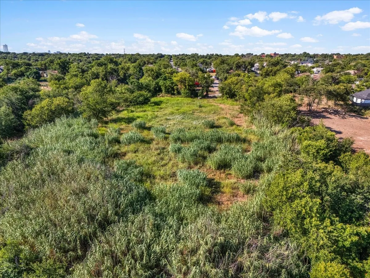 Unimproved Land For Sale in Tarrant County , 2920 Columbus Avenue, Fort Worth, Texas 76106, 0, 0, Garage spaces, 0 Sqft, built in 0, Price $399,999, mls#21329101, Real Estate Agent in Fort Worth, Homes For Sale in Tarrant county, Homes For Sale in Fort Worth, Realtor in Fort Worth Texas, Real Estate Brokerage Independent Realty Texas, Luminita Cordes Realtor