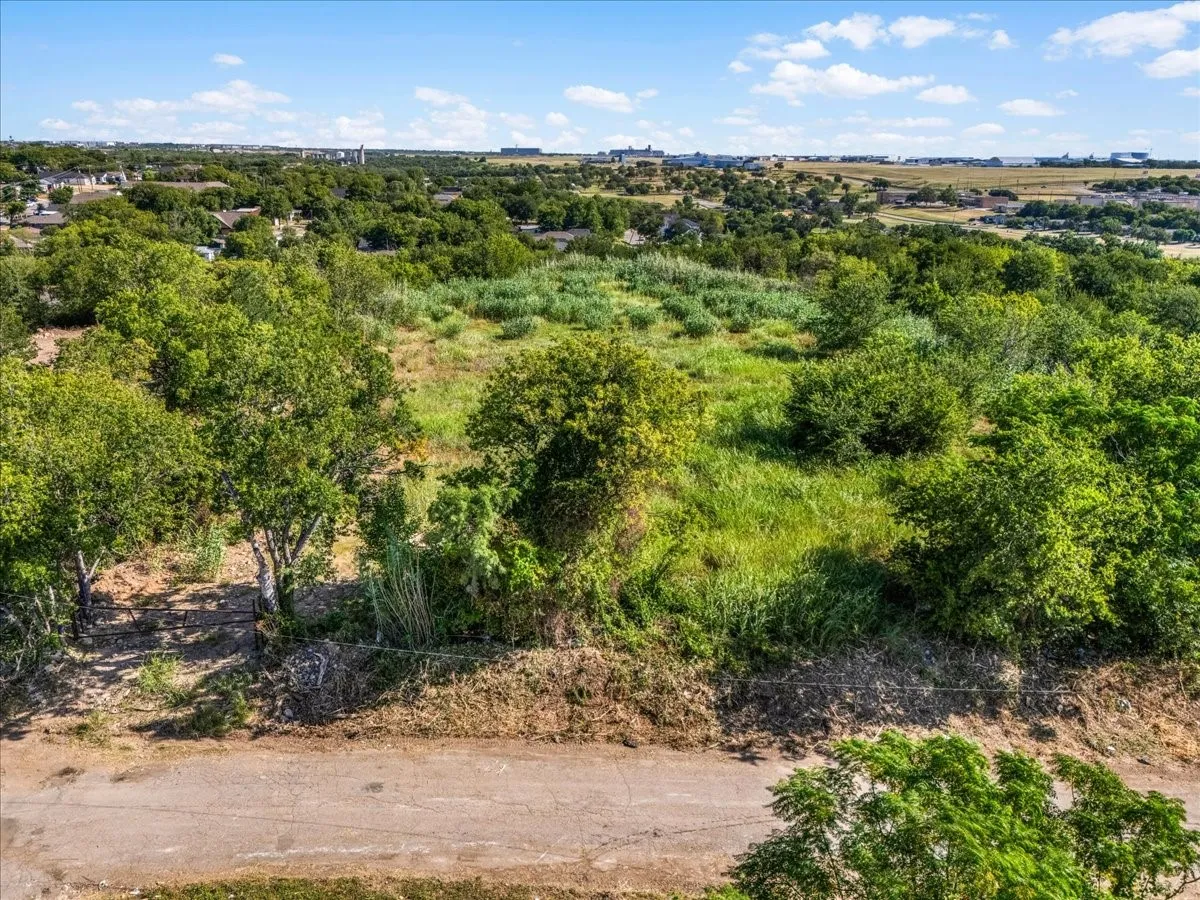 Unimproved Land For Sale in Tarrant County , 2920 Columbus Avenue, Fort Worth, Texas 76106, 0, 0, Garage spaces, 0 Sqft, built in 0, Price $399,999, mls#21329101, Real Estate Agent in Fort Worth, Homes For Sale in Tarrant county, Homes For Sale in Fort Worth, Realtor in Fort Worth Texas, Real Estate Brokerage Independent Realty Texas, Luminita Cordes Realtor