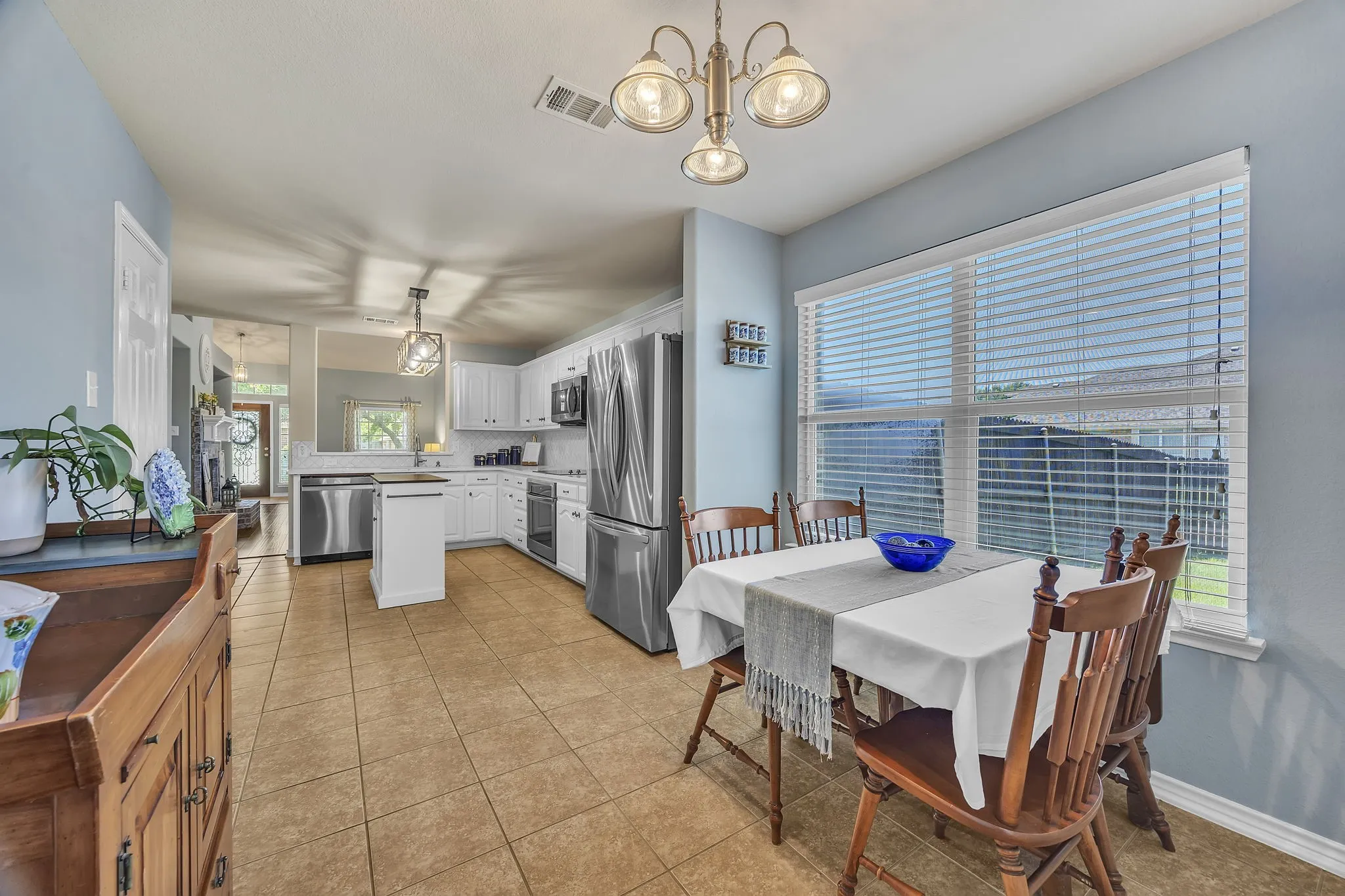 Single Family Residence For Sale in Collin County , 1201 Destiny Court, Wylie, Texas 75098, 4 Bedroom, 3 Bathroom, 2 Garage spaces, 2,418 Sqft, built in 2007, mls#21328936, Real Estate Agent in Wylie, Homes For Sale in Collin county, Homes For Sale in Wylie, Realtor in Wylie Texas, Real Estate Brokerage Independent Realty Texas, Luminita Cordes Realtor