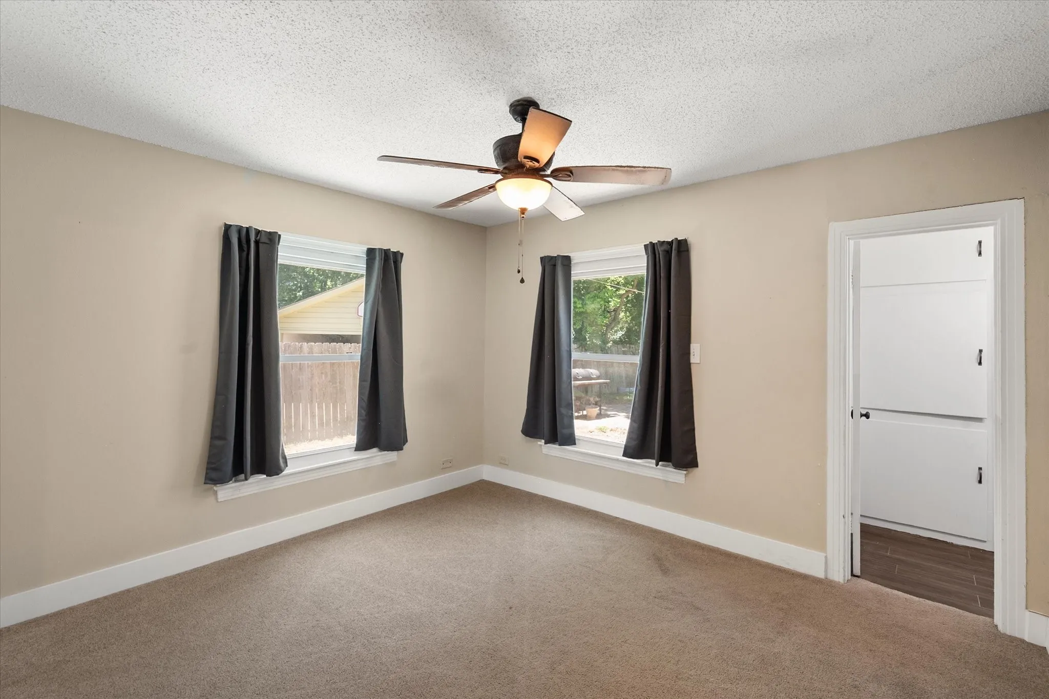 2nd Bedroom with ensuite bathroom