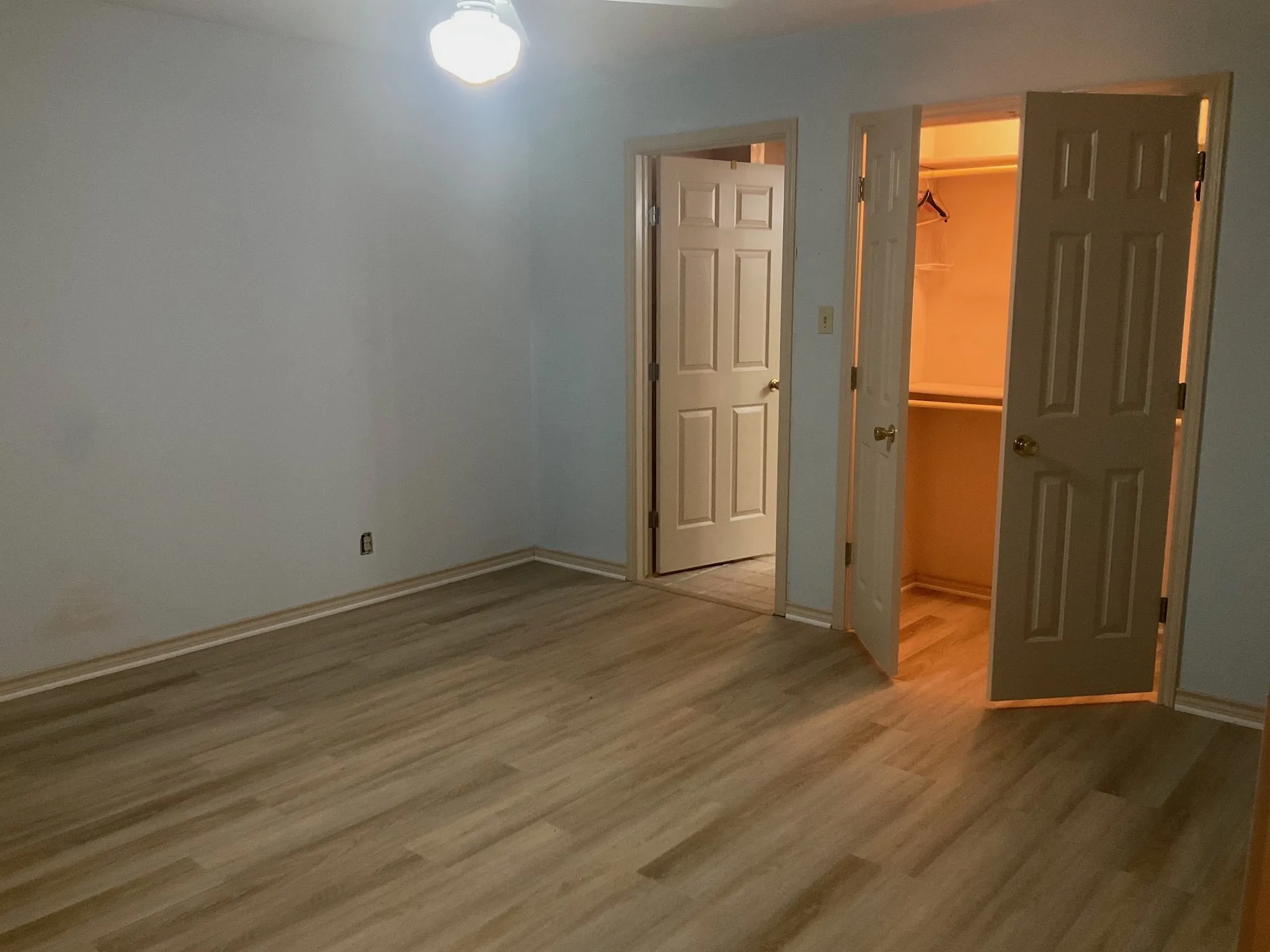 Townhouse For Sale in Navarro County , 205 Northwood Boulevard, Corsicana, Texas 75110, 2 Bedroom, 2 Bathroom, 2 Garage spaces, 2,000 Sqft, built in 1992, mls#21328556, Real Estate Agent in Corsicana, Homes For Sale in Navarro county, Homes For Sale in Corsicana, Realtor in Corsicana Texas, Real Estate Brokerage Independent Realty Texas, Luminita Cordes Realtor