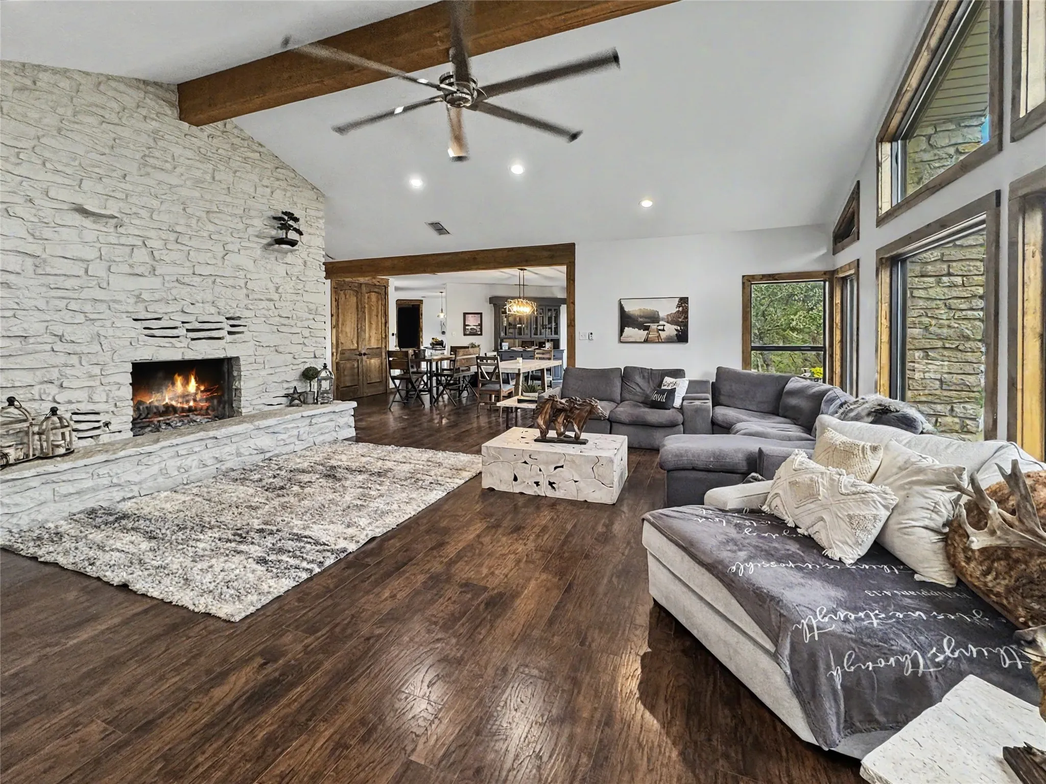 Single Family Residence For Sale in Palo Pinto County , 80342 Interstate 20, Gordon, Texas 76453, 3 Bedrooms, 3 Bathrooms, 2 Garage spaces, 4,196 Sqft, built in 1984, Price $1,450,000, mls#21329114, Real Estate Agent in Gordon, Homes For Sale in Palo Pinto county, Homes For Sale in Gordon, Realtor in Gordon Texas, Real Estate Brokerage Independent Realty Texas, Luminita Cordes Realtor