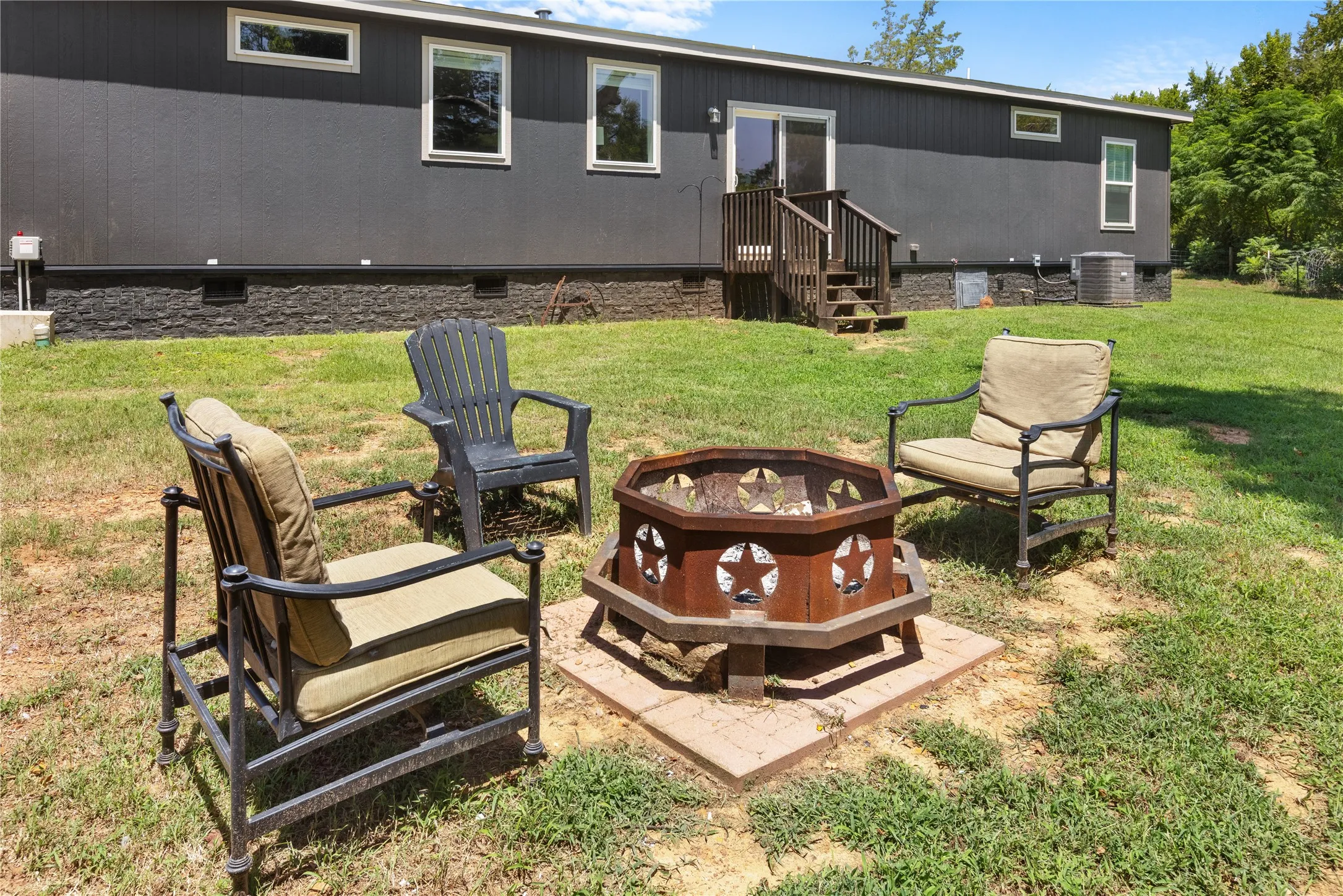 Mobile Home For Sale in Van Zandt County , 645 Vz County Road 4926, Ben Wheeler, Texas 75754, 4 Bedrooms, 3 Bathrooms, Garage spaces, 2,160 Sqft, built in 2023, Price $349,900, mls#21329103, Real Estate Agent in Ben Wheeler, Homes For Sale in Van Zandt county, Homes For Sale in Ben Wheeler, Realtor in Ben Wheeler Texas, Real Estate Brokerage Independent Realty Texas, Luminita Cordes Realtor