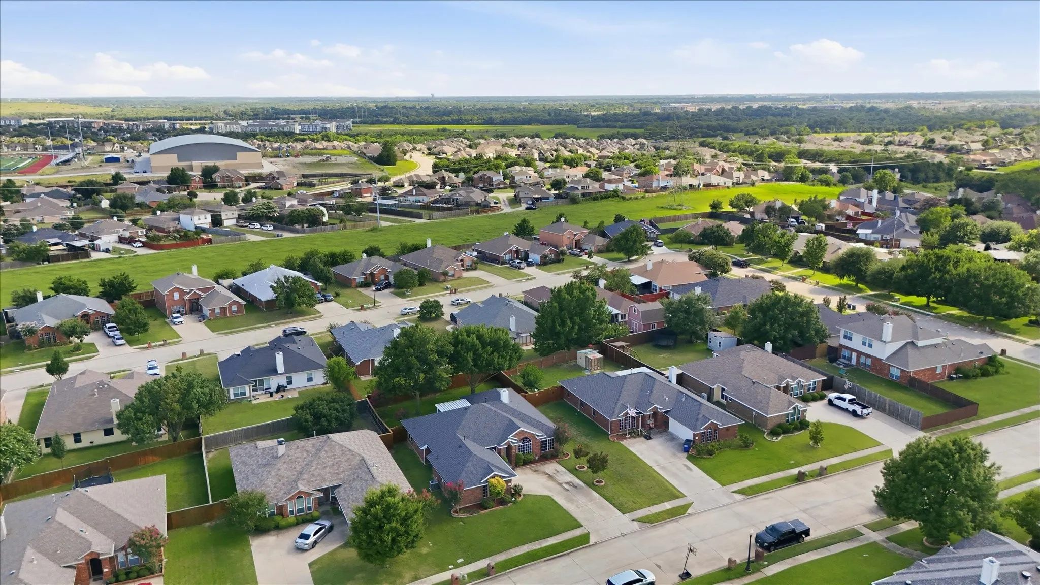 Single Family Residence For Sale in Dallas County , 3520 Cedar Creek Lane, Sachse, Texas 75048, 4 Bedroom, 2 Bathroom, 2 Garage spaces, 2,359 Sqft, built in 2003, mls#21327901, Real Estate Agent in Sachse, Homes For Sale in Dallas county, Homes For Sale in Sachse, Realtor in Sachse Texas, Real Estate Brokerage Independent Realty Texas, Luminita Cordes Realtor