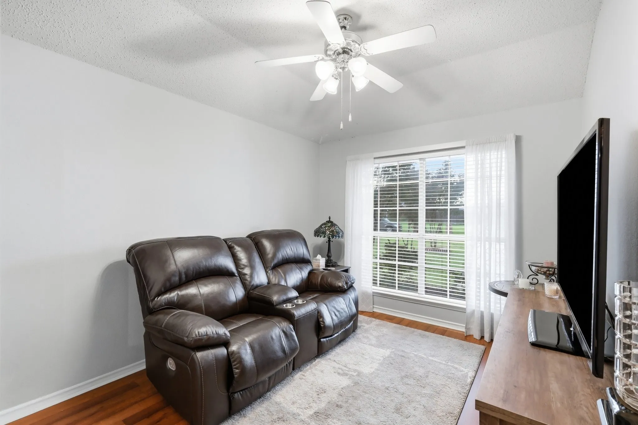 Single Family Residence For Sale in Dallas County , 3520 Cedar Creek Lane, Sachse, Texas 75048, 4 Bedroom, 2 Bathroom, 2 Garage spaces, 2,359 Sqft, built in 2003, mls#21327901, Real Estate Agent in Sachse, Homes For Sale in Dallas county, Homes For Sale in Sachse, Realtor in Sachse Texas, Real Estate Brokerage Independent Realty Texas, Luminita Cordes Realtor