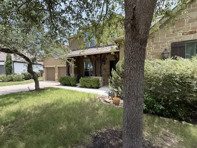 Single Family Residence For Sale in Travis County , 22224 Cape Travis Bend, Lago Vista, Texas 78645, 5 Bedroom, 4 Bathroom, 3 Garage spaces, 4,049 Sqft, built in 2014, mls#21329122, Real Estate Agent in Lago Vista, Homes For Sale in Travis county, Homes For Sale in Lago Vista, Realtor in Lago Vista Texas, Real Estate Brokerage Independent Realty Texas, Luminita Cordes Realtor