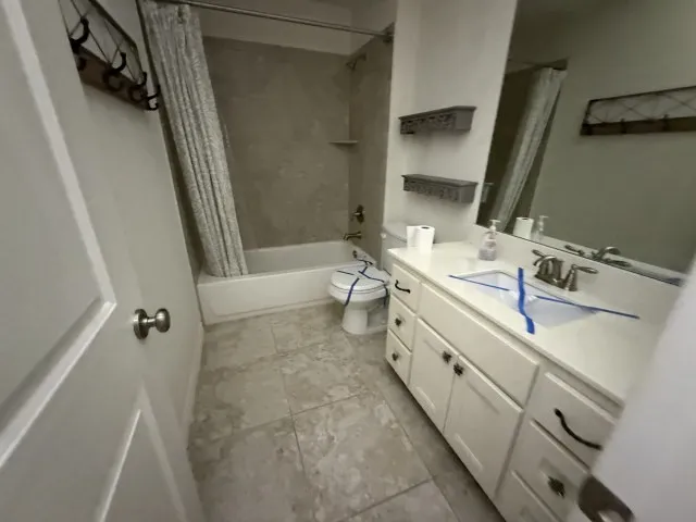 Single Family Residence For Sale in Travis County , 22224 Cape Travis Bend, Lago Vista, Texas 78645, 5 Bedroom, 4 Bathroom, 3 Garage spaces, 4,049 Sqft, built in 2014, mls#21329122, Real Estate Agent in Lago Vista, Homes For Sale in Travis county, Homes For Sale in Lago Vista, Realtor in Lago Vista Texas, Real Estate Brokerage Independent Realty Texas, Luminita Cordes Realtor