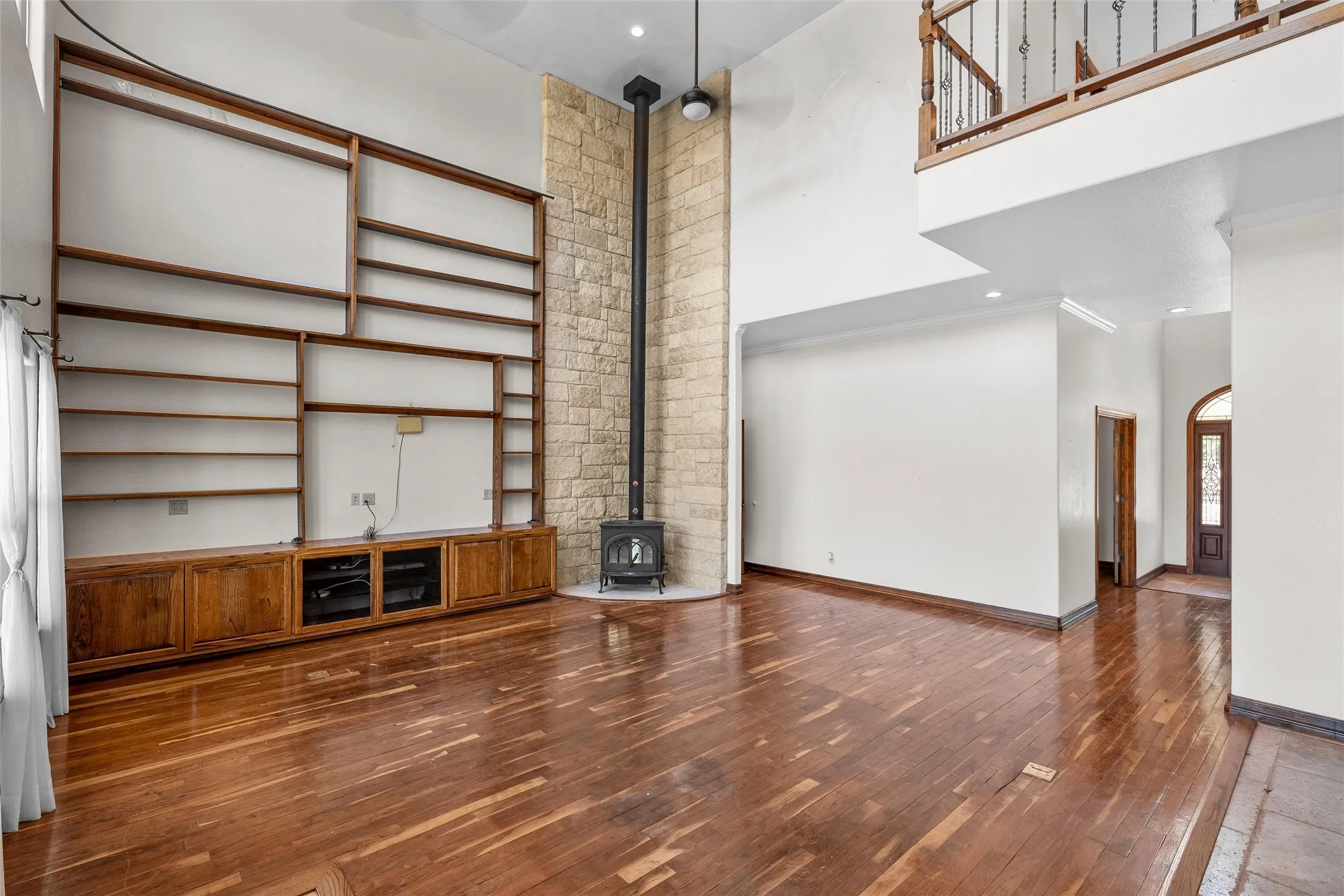 Single Family Residence For Sale in Limestone County , 134 Lcr 796, Groesbeck, Texas 76642, 5 Bedroom, 4 Bathroom, 2 Garage spaces, 3,576 Sqft, built in 2015, mls#21328909, Real Estate Agent in Groesbeck, Homes For Sale in Limestone county, Homes For Sale in Groesbeck, Realtor in Groesbeck Texas, Real Estate Brokerage Independent Realty Texas, Luminita Cordes Realtor