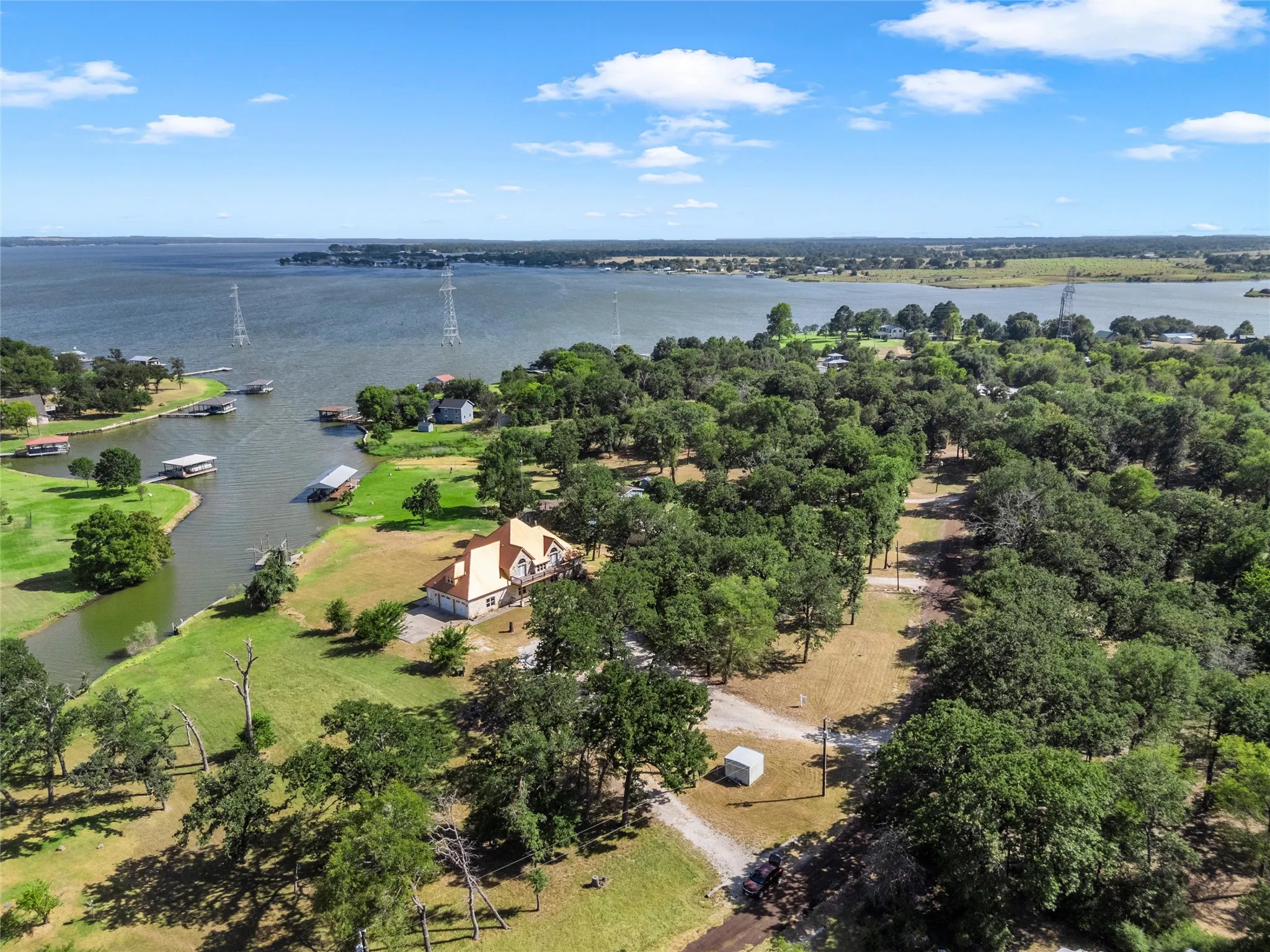Single Family Residence For Sale in Limestone County , 134 Lcr 796, Groesbeck, Texas 76642, 5 Bedroom, 4 Bathroom, 2 Garage spaces, 3,576 Sqft, built in 2015, mls#21328909, Real Estate Agent in Groesbeck, Homes For Sale in Limestone county, Homes For Sale in Groesbeck, Realtor in Groesbeck Texas, Real Estate Brokerage Independent Realty Texas, Luminita Cordes Realtor