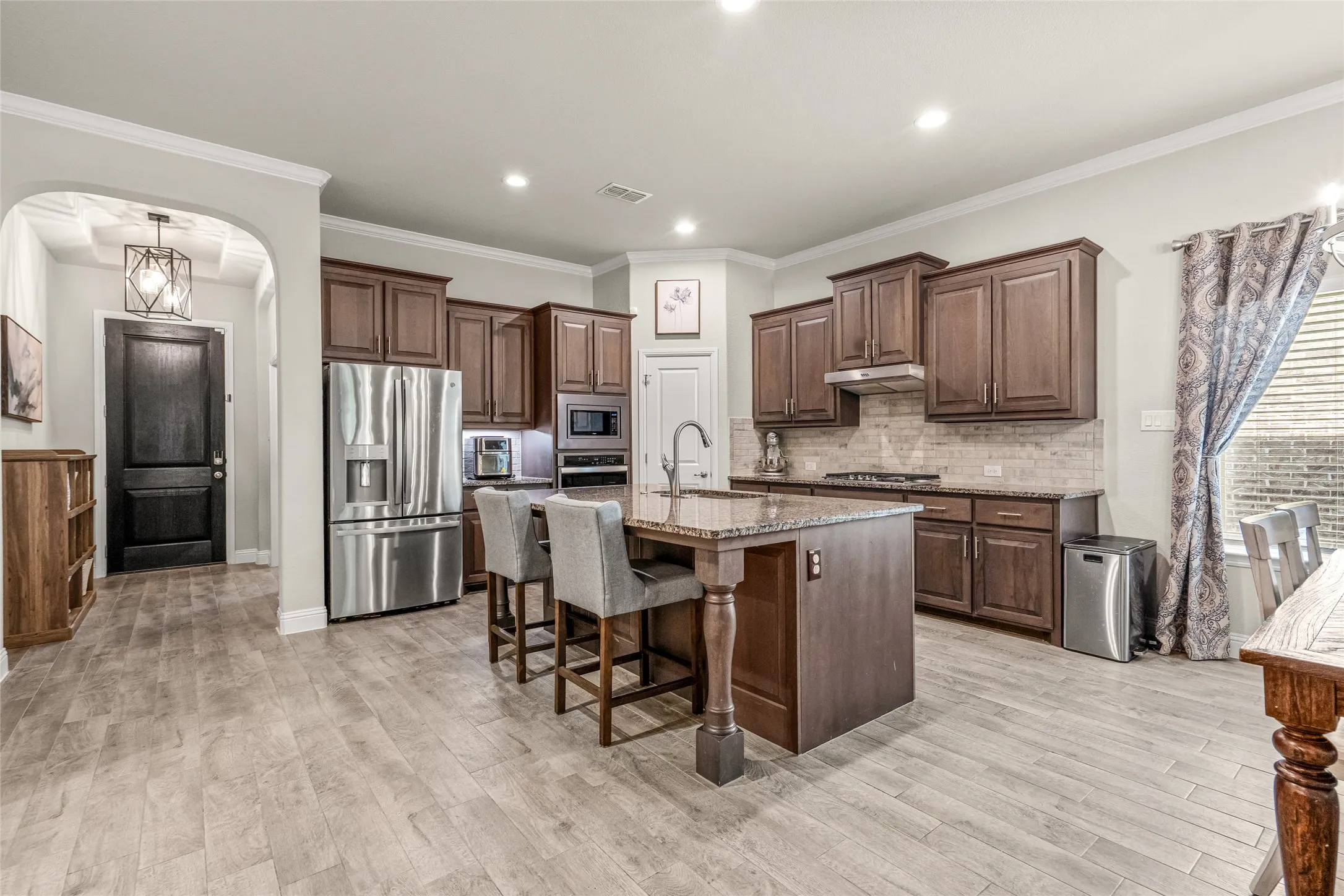 Single Family Residence For Sale in Parker County , 14856 Gladstone Drive, Aledo, Texas 76008, 4 Bedroom, 4 Bathroom, 2 Garage spaces, 3,046 Sqft, built in 2020, mls#21327323, Real Estate Agent in Aledo, Homes For Sale in Parker county, Homes For Sale in Aledo, Realtor in Aledo Texas, Real Estate Brokerage Independent Realty Texas, Luminita Cordes Realtor