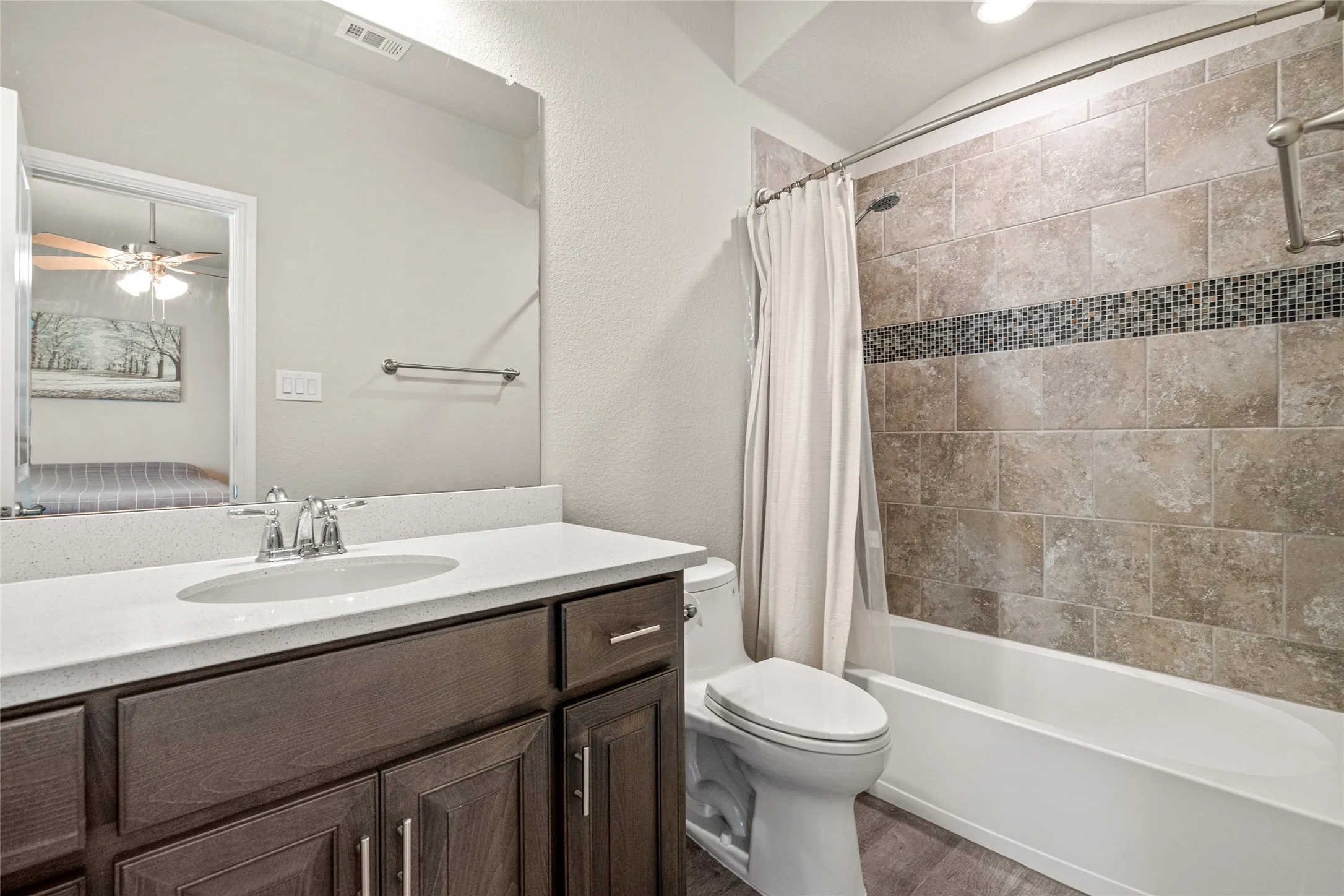 Single Family Residence For Sale in Parker County , 14856 Gladstone Drive, Aledo, Texas 76008, 4 Bedroom, 4 Bathroom, 2 Garage spaces, 3,046 Sqft, built in 2020, mls#21327323, Real Estate Agent in Aledo, Homes For Sale in Parker county, Homes For Sale in Aledo, Realtor in Aledo Texas, Real Estate Brokerage Independent Realty Texas, Luminita Cordes Realtor