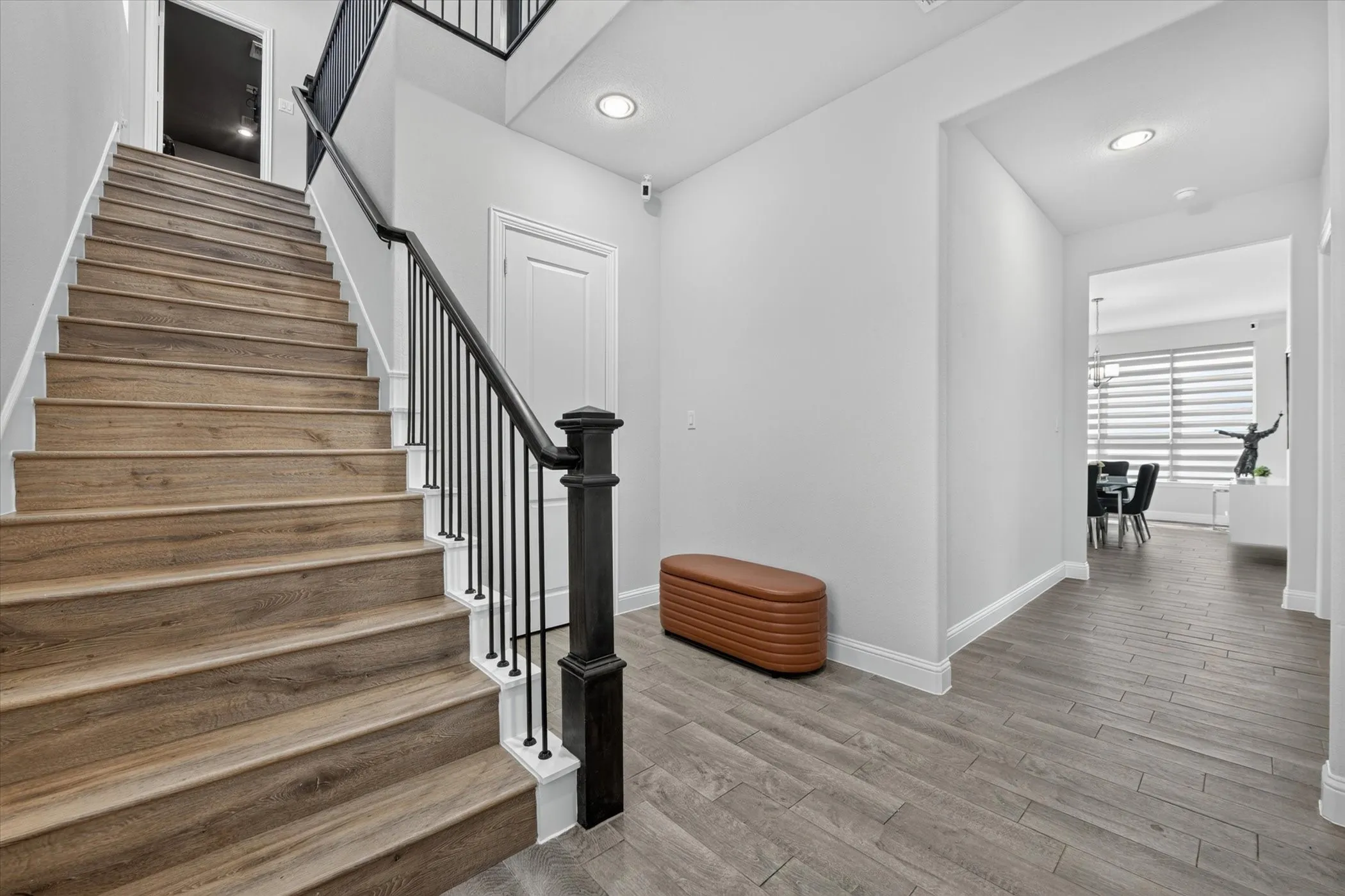 Single Family Residence For Sale in Dallas County , 12728 Royal Oaks Lane, Farmers Branch, Texas 75234, 4 Bedroom, 4 Bathroom, 2 Garage spaces, 3,558 Sqft, built in 2020, mls#21328239, Real Estate Agent in Farmers Branch, Homes For Sale in Dallas county, Homes For Sale in Farmers Branch, Realtor in Farmers Branch Texas, Real Estate Brokerage Independent Realty Texas, Luminita Cordes Realtor