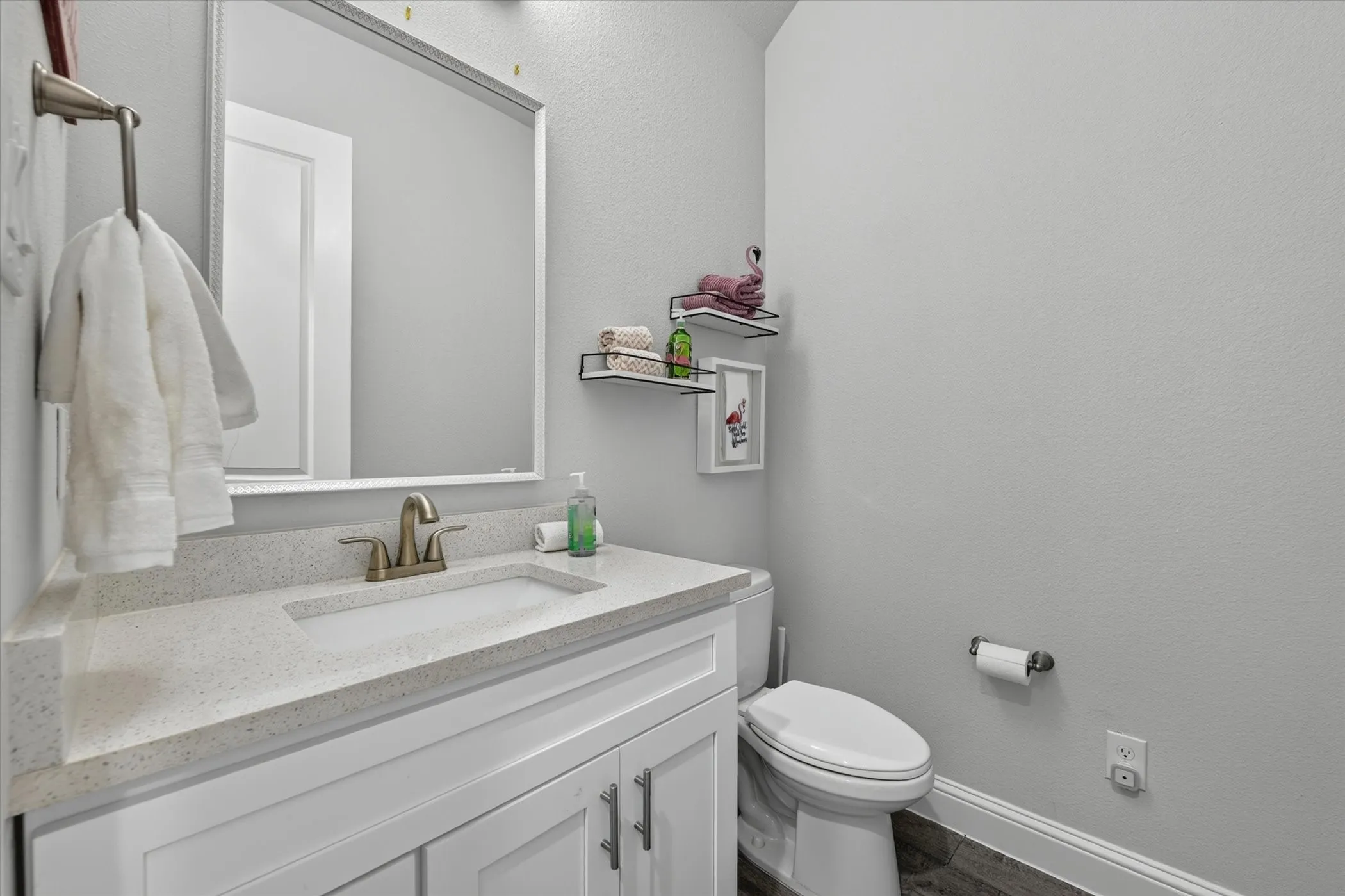 Single Family Residence For Sale in Dallas County , 12728 Royal Oaks Lane, Farmers Branch, Texas 75234, 4 Bedroom, 4 Bathroom, 2 Garage spaces, 3,558 Sqft, built in 2020, mls#21328239, Real Estate Agent in Farmers Branch, Homes For Sale in Dallas county, Homes For Sale in Farmers Branch, Realtor in Farmers Branch Texas, Real Estate Brokerage Independent Realty Texas, Luminita Cordes Realtor