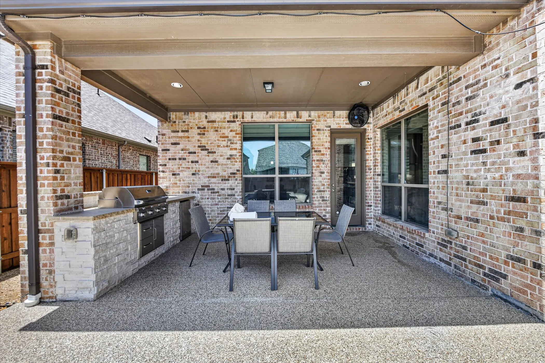 Single Family Residence For Sale in Dallas County , 12728 Royal Oaks Lane, Farmers Branch, Texas 75234, 4 Bedroom, 4 Bathroom, 2 Garage spaces, 3,558 Sqft, built in 2020, mls#21328239, Real Estate Agent in Farmers Branch, Homes For Sale in Dallas county, Homes For Sale in Farmers Branch, Realtor in Farmers Branch Texas, Real Estate Brokerage Independent Realty Texas, Luminita Cordes Realtor