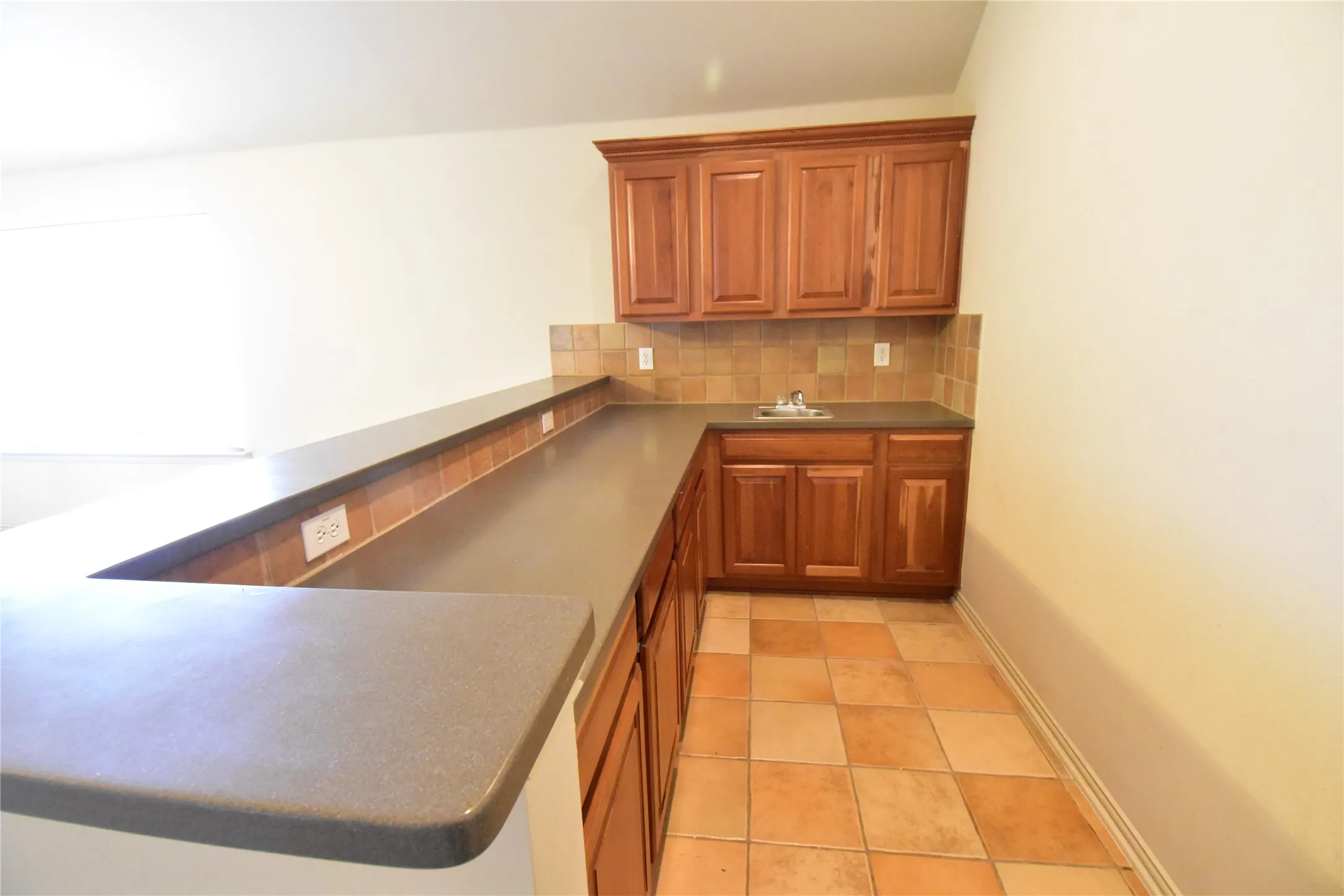 Wet bar