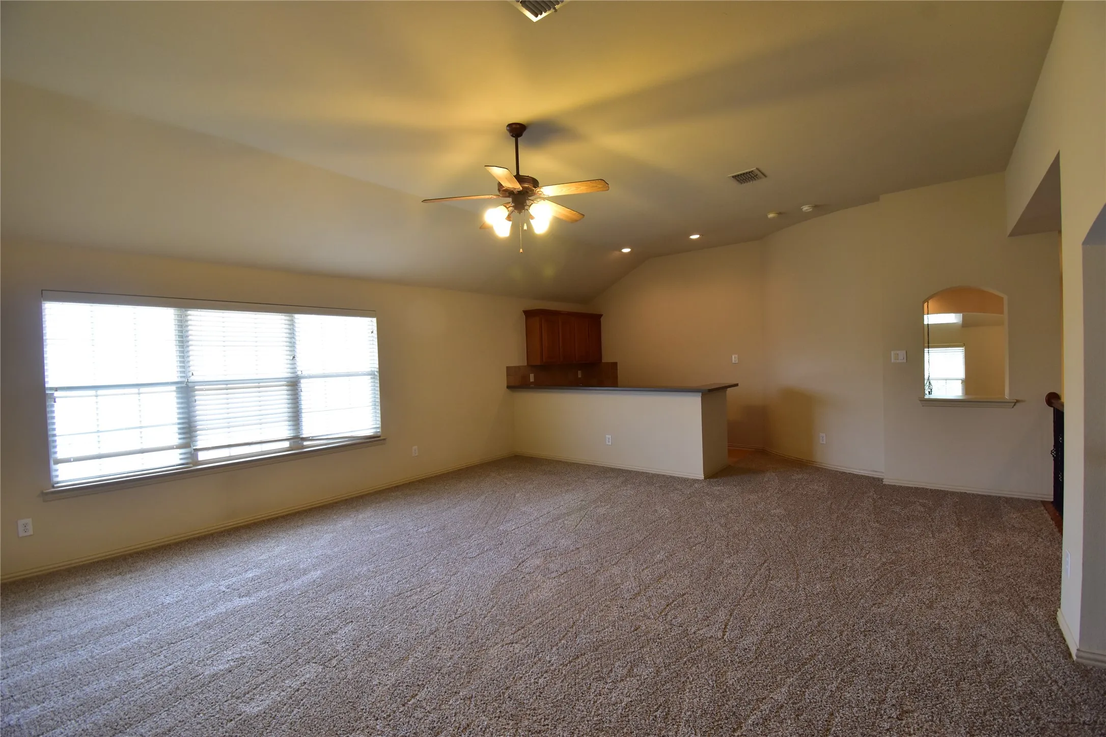 Single Family Residence For Rent in Collin County , 14857 Holly Leaf Drive, Frisco, Texas 75035, 4 Bedroom, 4 Bathroom, 2 Garage spaces, 4,157 Sqft, built in 2004, mls#21329146, Real Estate Agent in Frisco, Homes For Rent in Collin county, Homes For Rent in Frisco, Realtor in Frisco Texas, Real Estate Brokerage Independent Realty Texas, Luminita Cordes Realtor