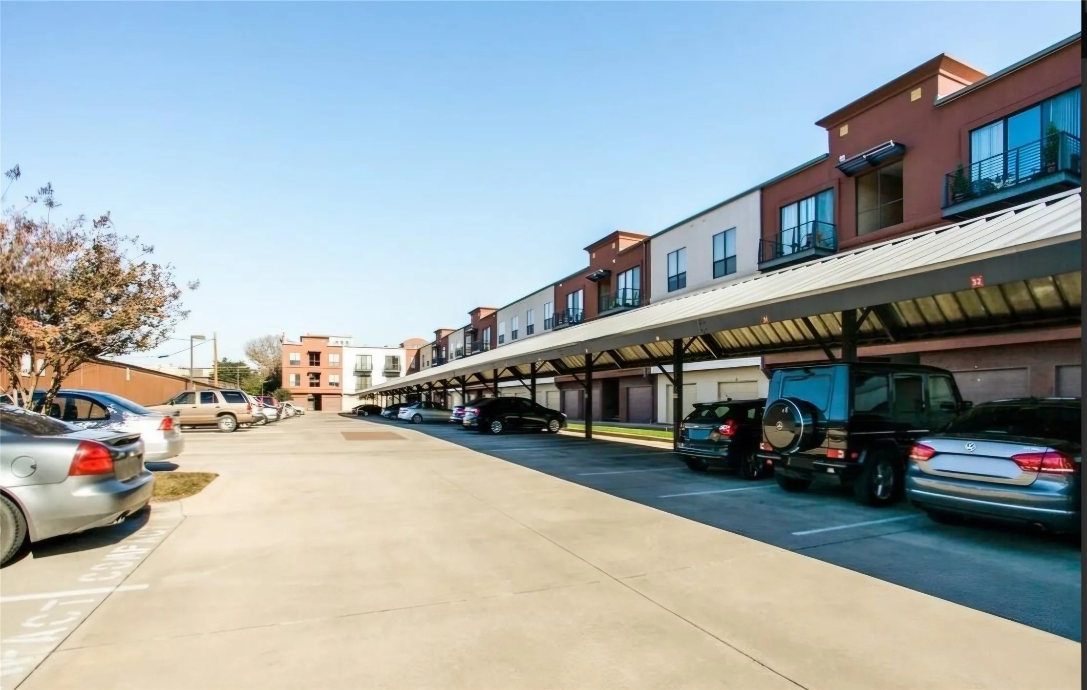 Condominium For Rent in Dallas County , 4605 Cedar Springs Road 337, Dallas, Texas 75219, 2 Bedroom, 2 Bathroom, Garage spaces, 1,134 Sqft, built in 2005, mls#21329148, Real Estate Agent in Dallas, Homes For Rent in Dallas county, Homes For Rent in Dallas, Realtor in Dallas Texas, Real Estate Brokerage Independent Realty Texas, Luminita Cordes Realtor