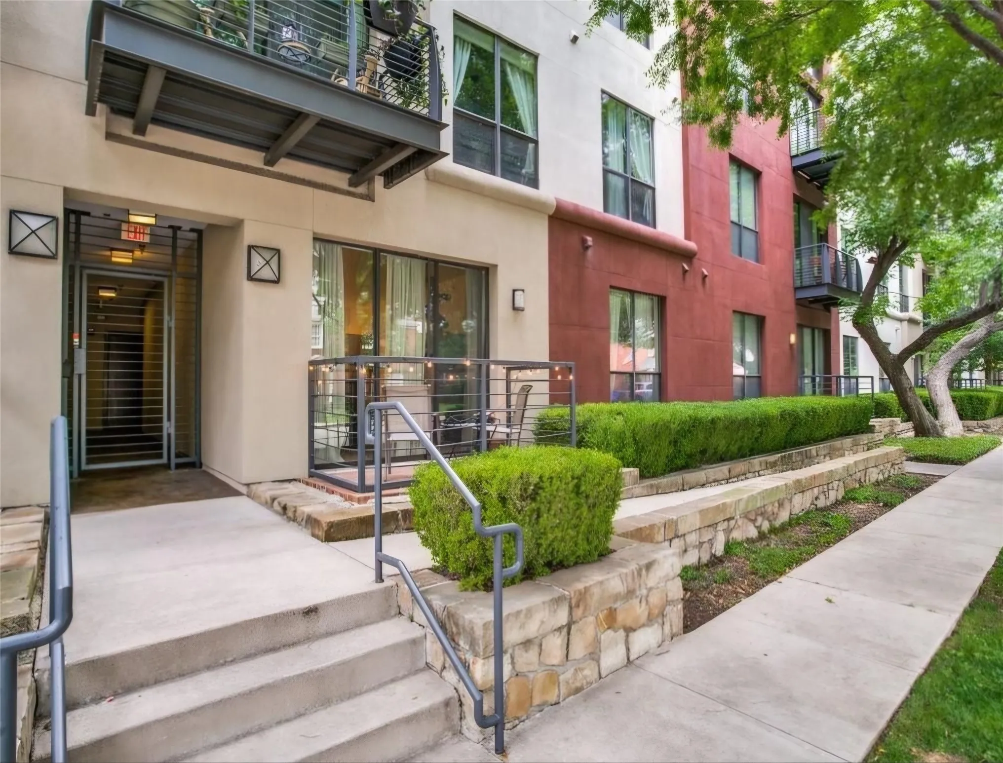 Condominium For Rent in Dallas County , 4605 Cedar Springs Road 337, Dallas, Texas 75219, 2 Bedroom, 2 Bathroom, Garage spaces, 1,134 Sqft, built in 2005, mls#21329148, Real Estate Agent in Dallas, Homes For Rent in Dallas county, Homes For Rent in Dallas, Realtor in Dallas Texas, Real Estate Brokerage Independent Realty Texas, Luminita Cordes Realtor