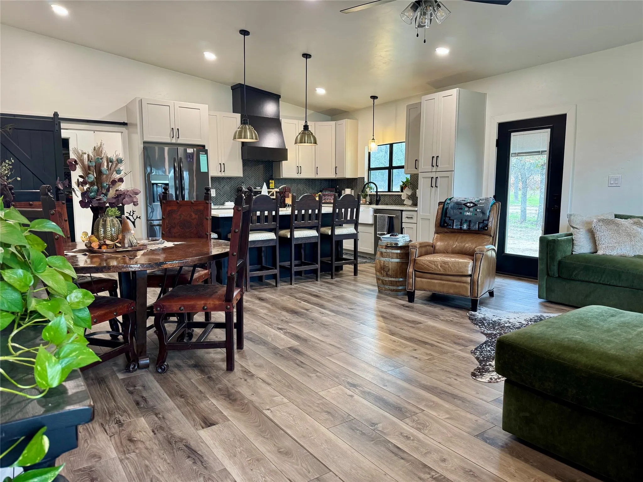Single Family Residence For Sale in Erath County , 800 Private Road 1485, Hico, Texas 76457, 2 Bedroom, 2 Bathroom, Garage spaces, 1,750 Sqft, built in 2024, mls#21329009, Real Estate Agent in Hico, Homes For Sale in Erath county, Homes For Sale in Hico, Realtor in Hico Texas, Real Estate Brokerage Independent Realty Texas, Luminita Cordes Realtor