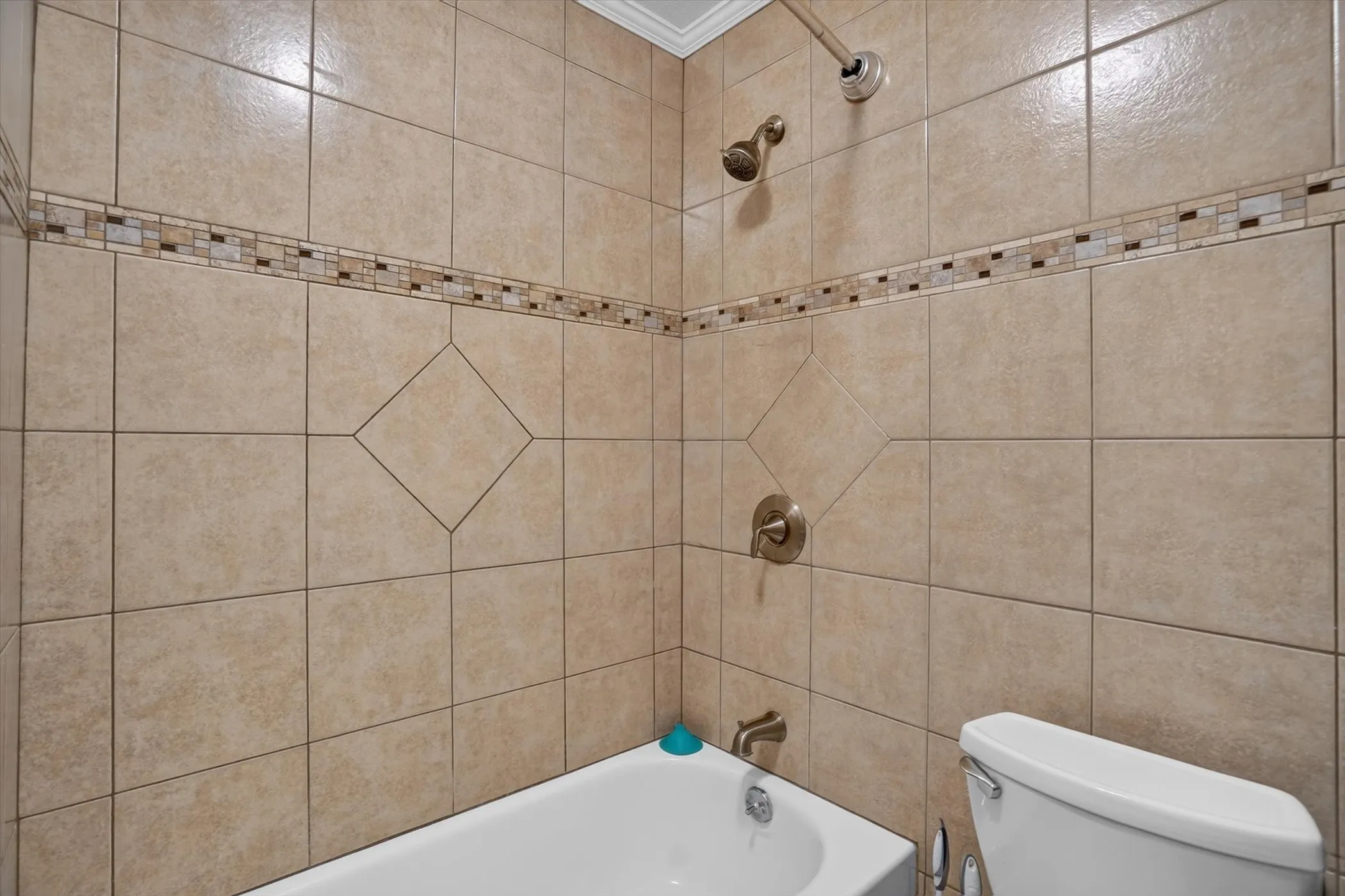 Single Family Residence For Sale in Bosque County , 418 County Road 1627, Clifton, Texas 76634, 3 Bedroom, 2 Bathroom, 2 Garage spaces, 1,976 Sqft, built in 1975, mls#21327917, Real Estate Agent in Clifton, Homes For Sale in Bosque county, Homes For Sale in Clifton, Realtor in Clifton Texas, Real Estate Brokerage Independent Realty Texas, Luminita Cordes Realtor