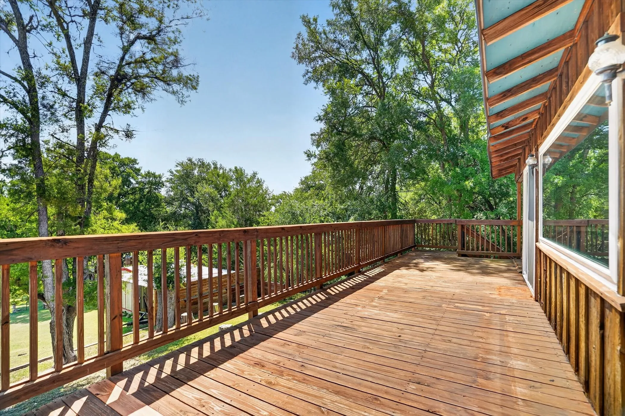 Single Family Residence For Sale in Bosque County , 418 County Road 1627, Clifton, Texas 76634, 3 Bedroom, 2 Bathroom, 2 Garage spaces, 1,976 Sqft, built in 1975, mls#21327917, Real Estate Agent in Clifton, Homes For Sale in Bosque county, Homes For Sale in Clifton, Realtor in Clifton Texas, Real Estate Brokerage Independent Realty Texas, Luminita Cordes Realtor