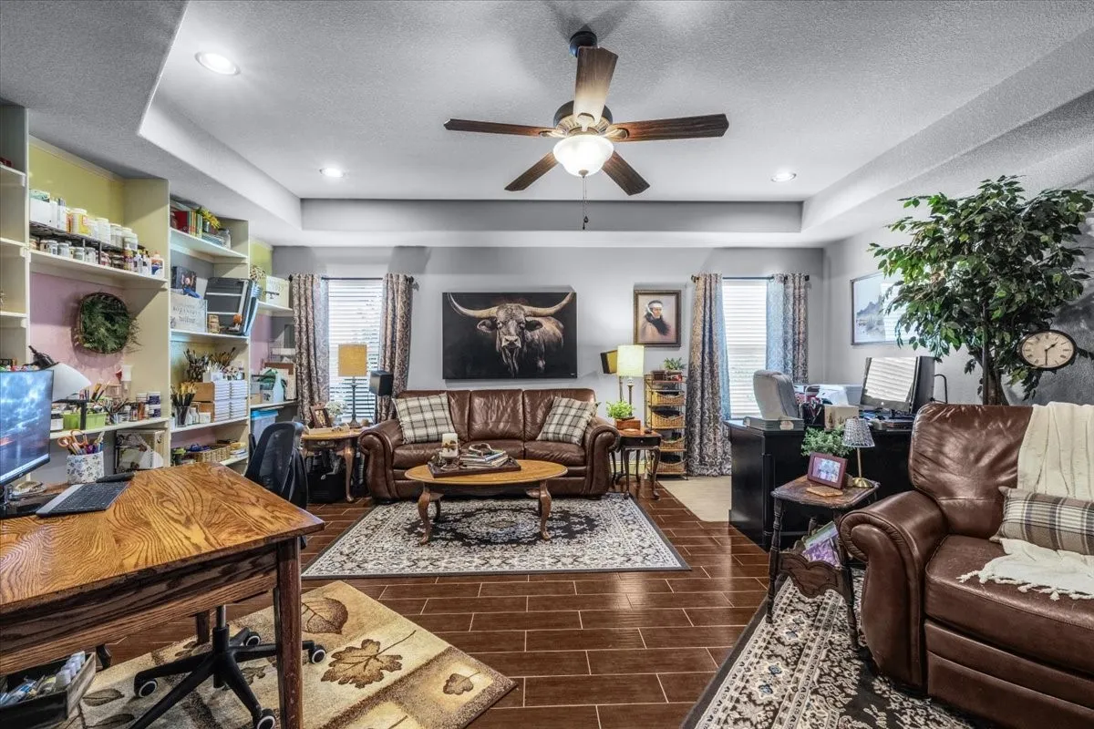 Single Family Residence For Sale in Parker County , 535 Christenberry Road, Springtown, Texas 76082, 4 Bedroom, 3 Bathroom, 3 Garage spaces, 2,735 Sqft, built in 2012, mls#21326935, Real Estate Agent in Springtown, Homes For Sale in Parker county, Homes For Sale in Springtown, Realtor in Springtown Texas, Real Estate Brokerage Independent Realty Texas, Luminita Cordes Realtor