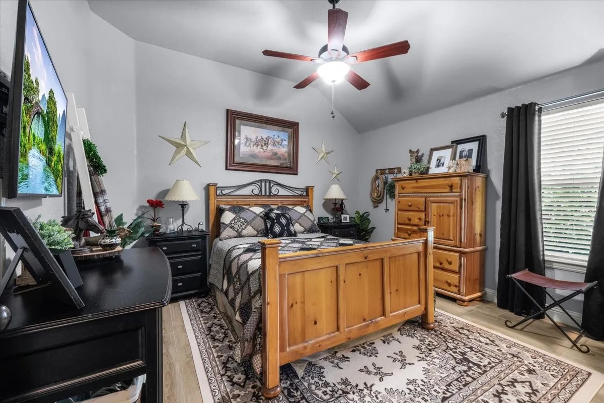 Single Family Residence For Sale in Parker County , 535 Christenberry Road, Springtown, Texas 76082, 4 Bedroom, 3 Bathroom, 3 Garage spaces, 2,735 Sqft, built in 2012, mls#21326935, Real Estate Agent in Springtown, Homes For Sale in Parker county, Homes For Sale in Springtown, Realtor in Springtown Texas, Real Estate Brokerage Independent Realty Texas, Luminita Cordes Realtor