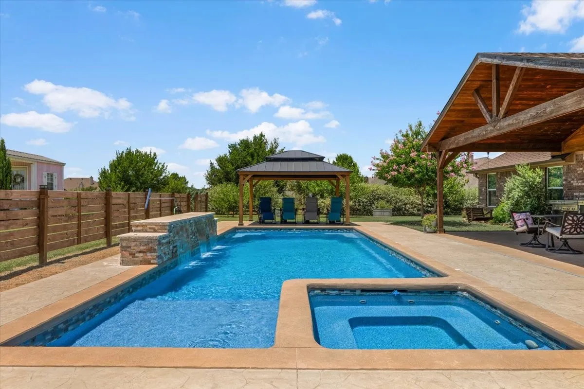Single Family Residence For Sale in Parker County , 535 Christenberry Road, Springtown, Texas 76082, 4 Bedroom, 3 Bathroom, 3 Garage spaces, 2,735 Sqft, built in 2012, mls#21326935, Real Estate Agent in Springtown, Homes For Sale in Parker county, Homes For Sale in Springtown, Realtor in Springtown Texas, Real Estate Brokerage Independent Realty Texas, Luminita Cordes Realtor