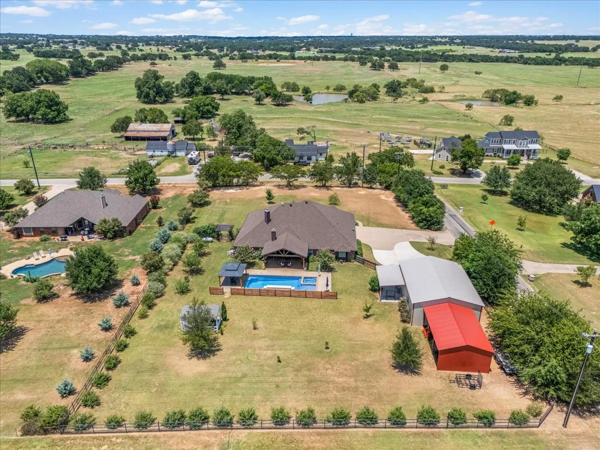 Single Family Residence For Sale in Parker County , 535 Christenberry Road, Springtown, Texas 76082, 4 Bedroom, 3 Bathroom, 3 Garage spaces, 2,735 Sqft, built in 2012, mls#21326935, Real Estate Agent in Springtown, Homes For Sale in Parker county, Homes For Sale in Springtown, Realtor in Springtown Texas, Real Estate Brokerage Independent Realty Texas, Luminita Cordes Realtor