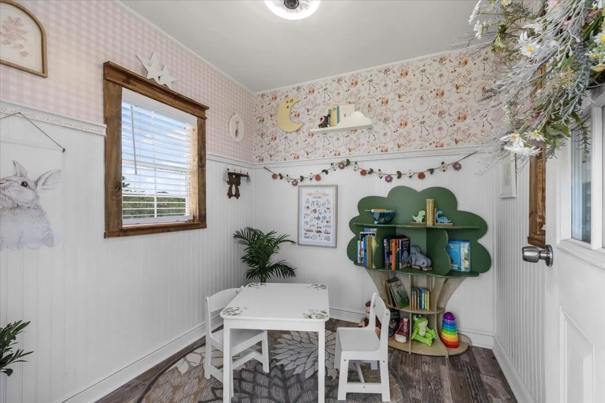 Single Family Residence For Sale in Parker County , 535 Christenberry Road, Springtown, Texas 76082, 4 Bedroom, 3 Bathroom, 3 Garage spaces, 2,735 Sqft, built in 2012, mls#21326935, Real Estate Agent in Springtown, Homes For Sale in Parker county, Homes For Sale in Springtown, Realtor in Springtown Texas, Real Estate Brokerage Independent Realty Texas, Luminita Cordes Realtor