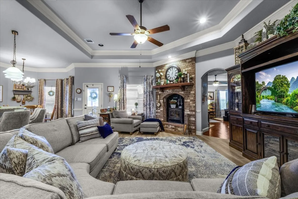 Single Family Residence For Sale in Parker County , 535 Christenberry Road, Springtown, Texas 76082, 4 Bedroom, 3 Bathroom, 3 Garage spaces, 2,735 Sqft, built in 2012, mls#21326935, Real Estate Agent in Springtown, Homes For Sale in Parker county, Homes For Sale in Springtown, Realtor in Springtown Texas, Real Estate Brokerage Independent Realty Texas, Luminita Cordes Realtor