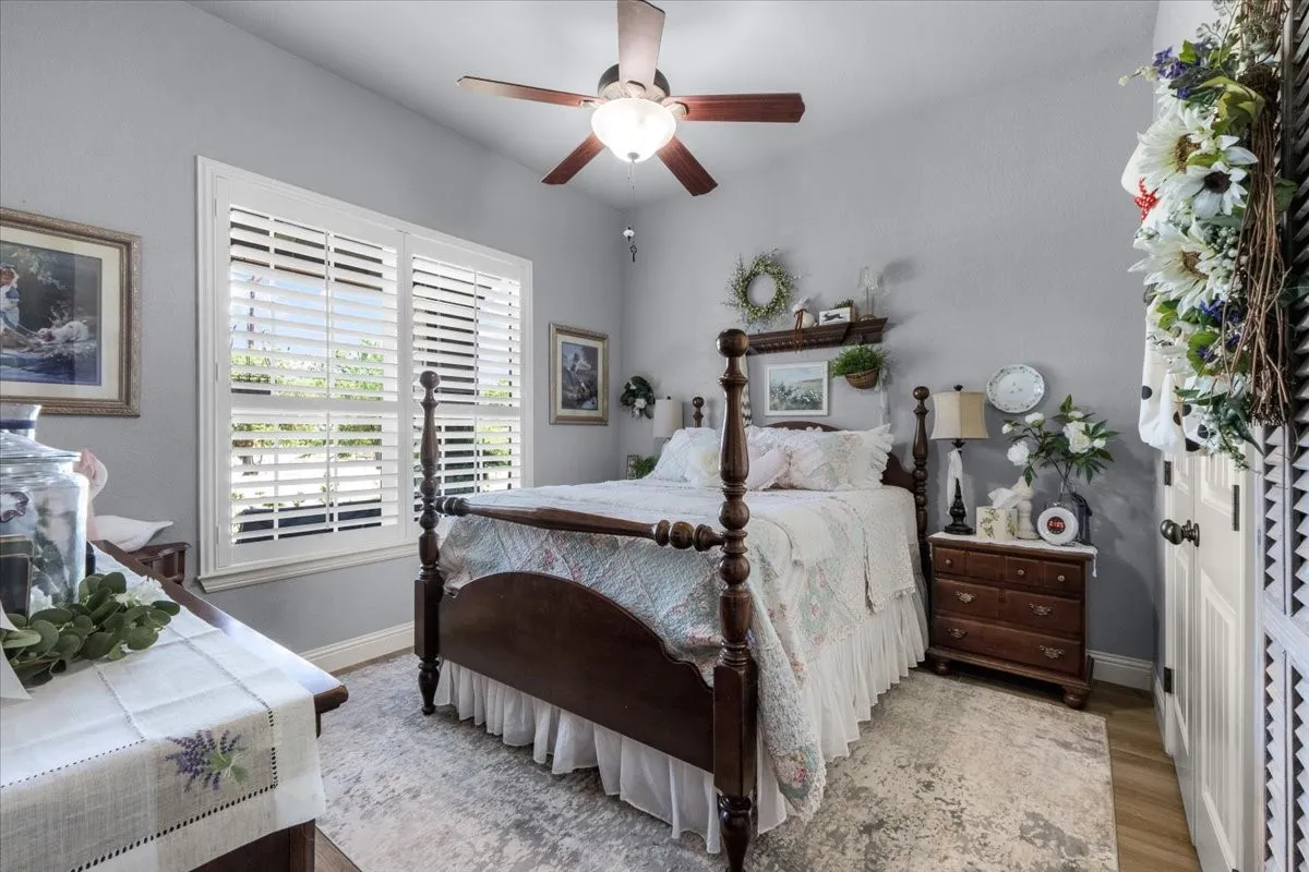 Single Family Residence For Sale in Parker County , 535 Christenberry Road, Springtown, Texas 76082, 4 Bedroom, 3 Bathroom, 3 Garage spaces, 2,735 Sqft, built in 2012, mls#21326935, Real Estate Agent in Springtown, Homes For Sale in Parker county, Homes For Sale in Springtown, Realtor in Springtown Texas, Real Estate Brokerage Independent Realty Texas, Luminita Cordes Realtor