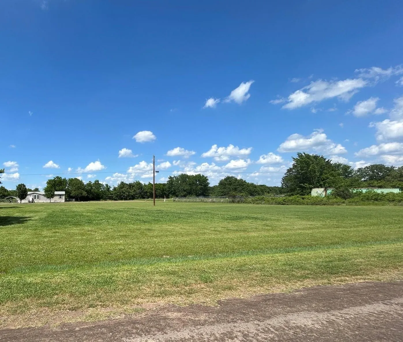 Unimproved Land For Sale in Henderson County , TBD Superstar, Trinidad, Texas 75163, 0, 0, Garage spaces, 0 Sqft, built in 0, Price $125,000, mls#21326295, Real Estate Agent in Trinidad, Homes For Sale in Henderson county, Homes For Sale in Trinidad, Realtor in Trinidad Texas, Real Estate Brokerage Independent Realty Texas, Luminita Cordes Realtor