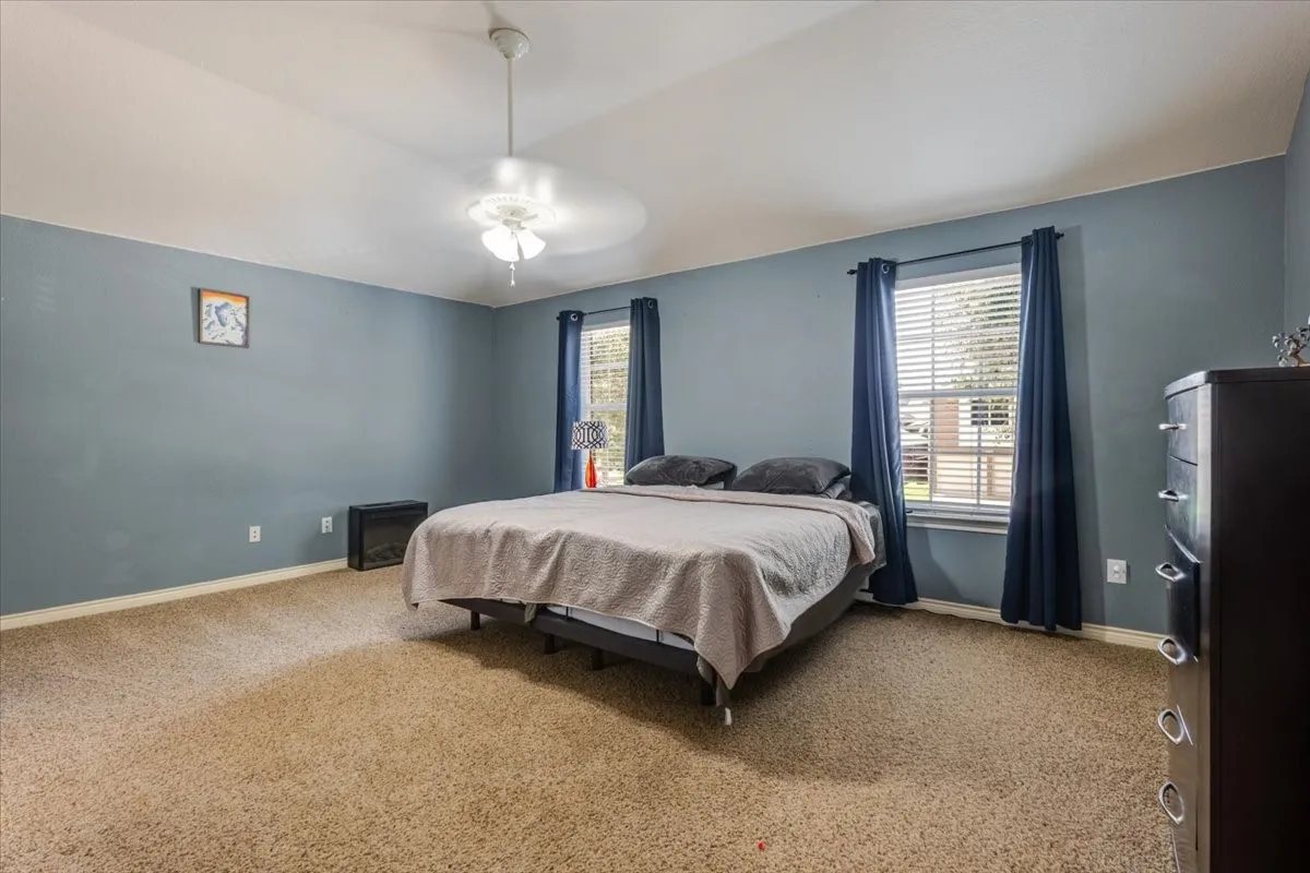 Single Family Residence For Sale in Tarrant County , 11648 Aspen Creek Drive, Fort Worth, Texas 76244, 3 Bedroom, 3 Bathroom, 2 Garage spaces, 2,025 Sqft, built in 2003, Price $345,000, mls#21329188, Real Estate Agent in Fort Worth, Homes For Sale in Tarrant county, Homes For Sale in Fort Worth, Realtor in Fort Worth Texas, Real Estate Brokerage Independent Realty Texas, Luminita Cordes Realtor
