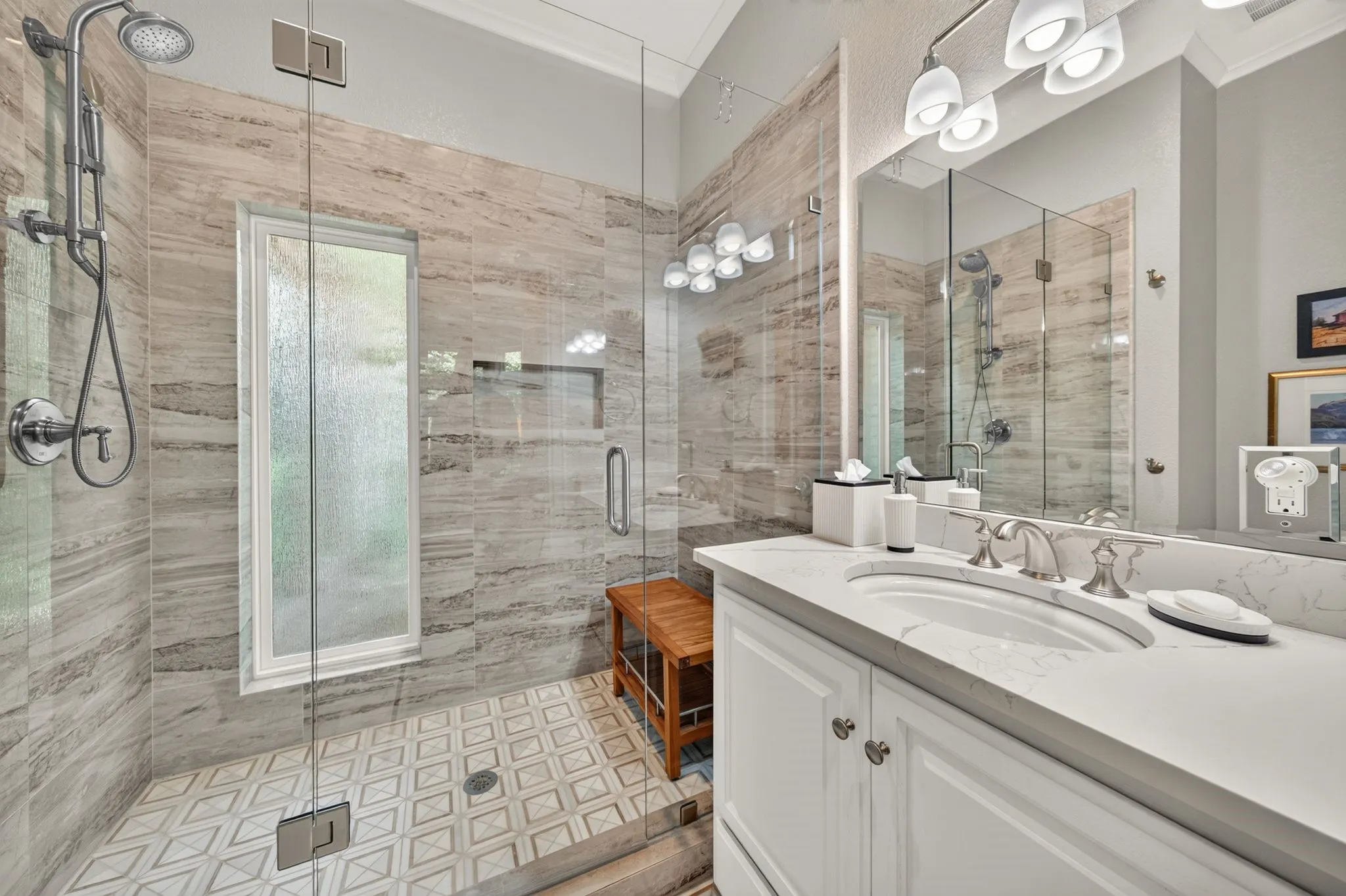 Single Family Residence For Sale in Tarrant County , 1311 Concord Avenue, Southlake, Texas 76092, 4 Bedroom, 6 Bathroom, 3 Garage spaces, 4,786 Sqft, built in 1992, mls#21328390, Real Estate Agent in Southlake, Homes For Sale in Tarrant county, Homes For Sale in Southlake, Realtor in Southlake Texas, Real Estate Brokerage Independent Realty Texas, Luminita Cordes Realtor