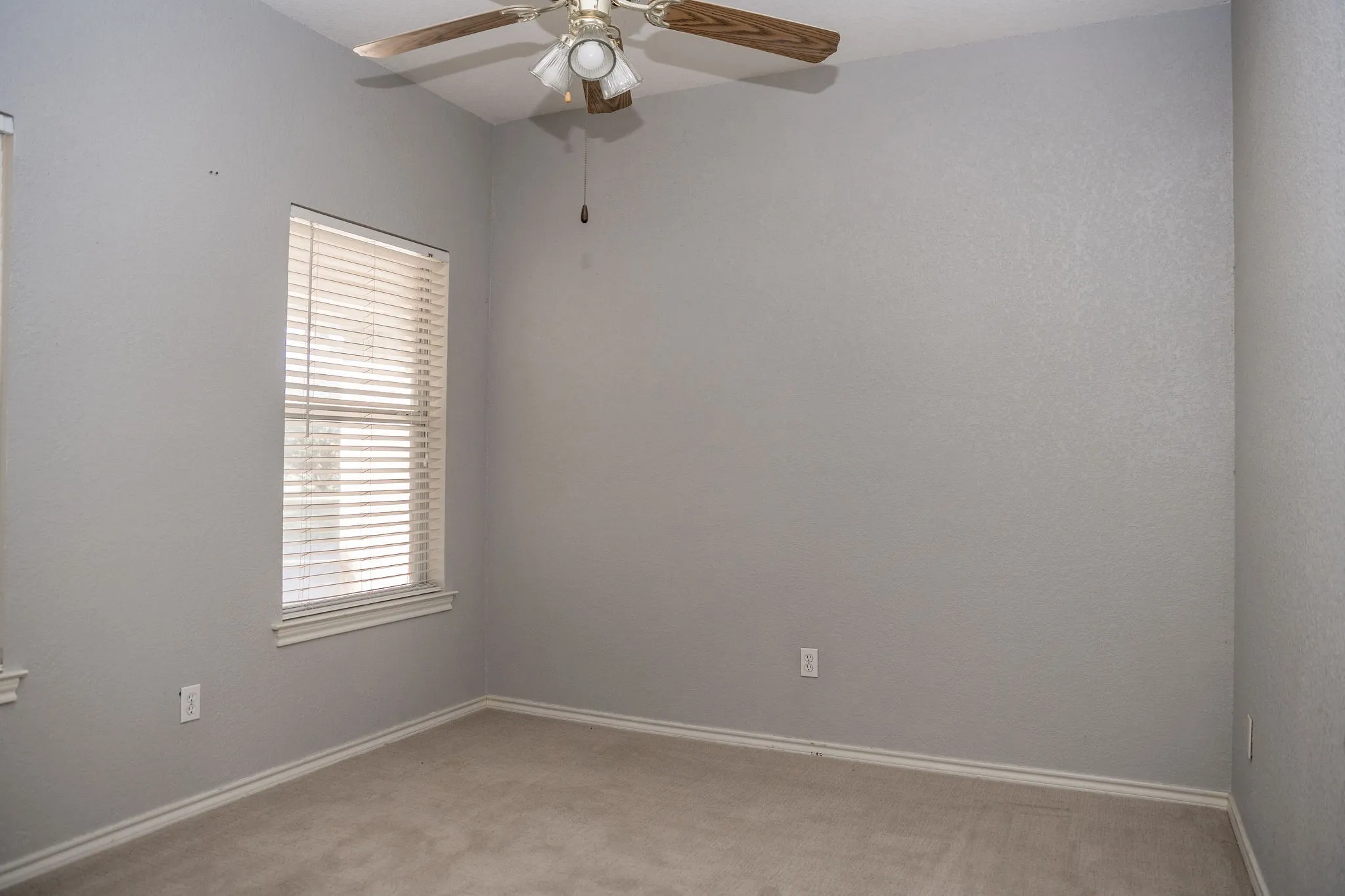 Single Family Residence For Sale in Somervell County , 1193 County Road 318, Glen Rose, Texas 76043, 4 Bedroom, 2 Bathroom, 2 Garage spaces, 1,979 Sqft, built in 2001, mls#21326655, Real Estate Agent in Glen Rose, Homes For Sale in Somervell county, Homes For Sale in Glen Rose, Realtor in Glen Rose Texas, Real Estate Brokerage Independent Realty Texas, Luminita Cordes Realtor