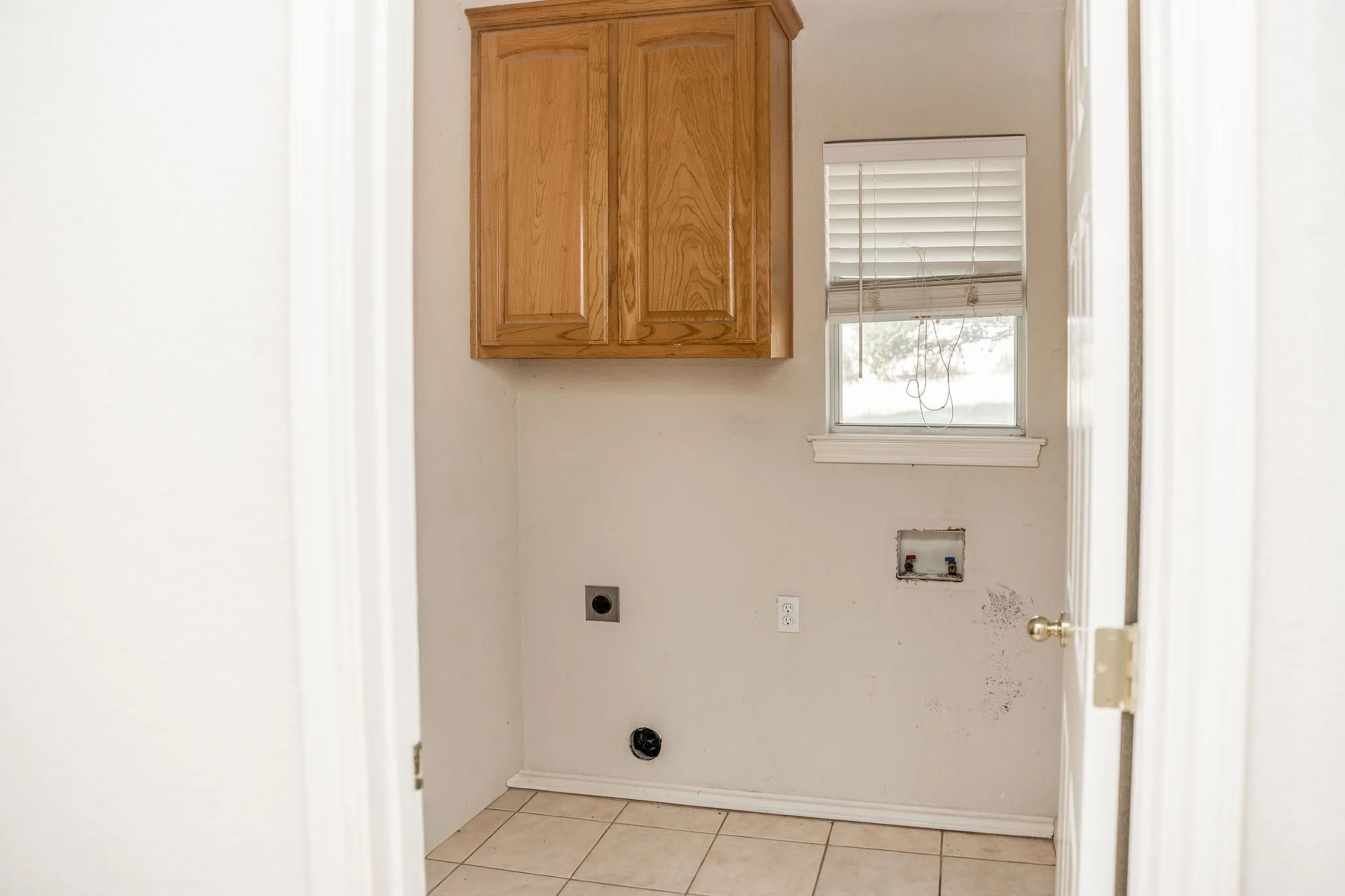 Single Family Residence For Sale in Somervell County , 1193 County Road 318, Glen Rose, Texas 76043, 4 Bedroom, 2 Bathroom, 2 Garage spaces, 1,979 Sqft, built in 2001, mls#21326655, Real Estate Agent in Glen Rose, Homes For Sale in Somervell county, Homes For Sale in Glen Rose, Realtor in Glen Rose Texas, Real Estate Brokerage Independent Realty Texas, Luminita Cordes Realtor