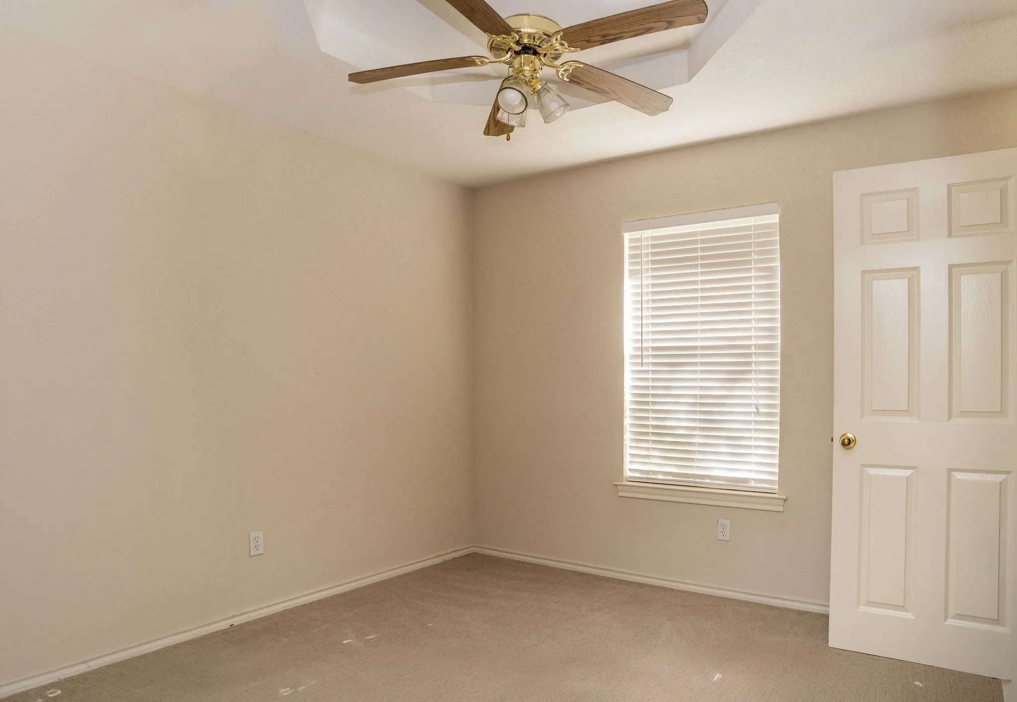 Single Family Residence For Sale in Somervell County , 1193 County Road 318, Glen Rose, Texas 76043, 4 Bedroom, 2 Bathroom, 2 Garage spaces, 1,979 Sqft, built in 2001, mls#21326655, Real Estate Agent in Glen Rose, Homes For Sale in Somervell county, Homes For Sale in Glen Rose, Realtor in Glen Rose Texas, Real Estate Brokerage Independent Realty Texas, Luminita Cordes Realtor