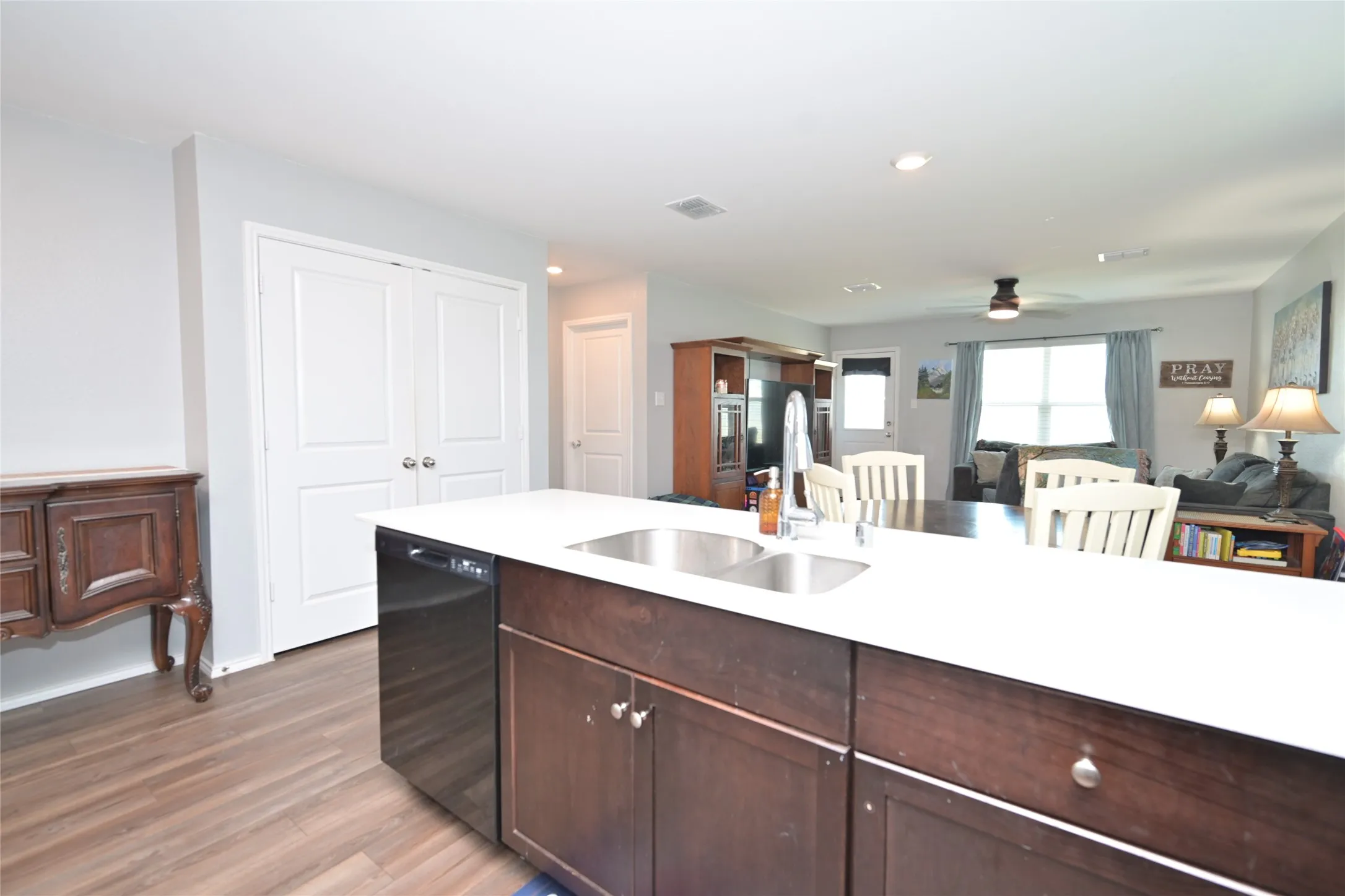 Single Family Residence For Sale in Kaufman County , 2104 Mackinac Lane, Crandall, Texas 75114, 3 Bedroom, 2 Bathroom, 1 Garage spaces, 1,239 Sqft, built in 2021, mls#21329214, Real Estate Agent in Crandall, Homes For Sale in Kaufman county, Homes For Sale in Crandall, Realtor in Crandall Texas, Real Estate Brokerage Independent Realty Texas, Luminita Cordes Realtor