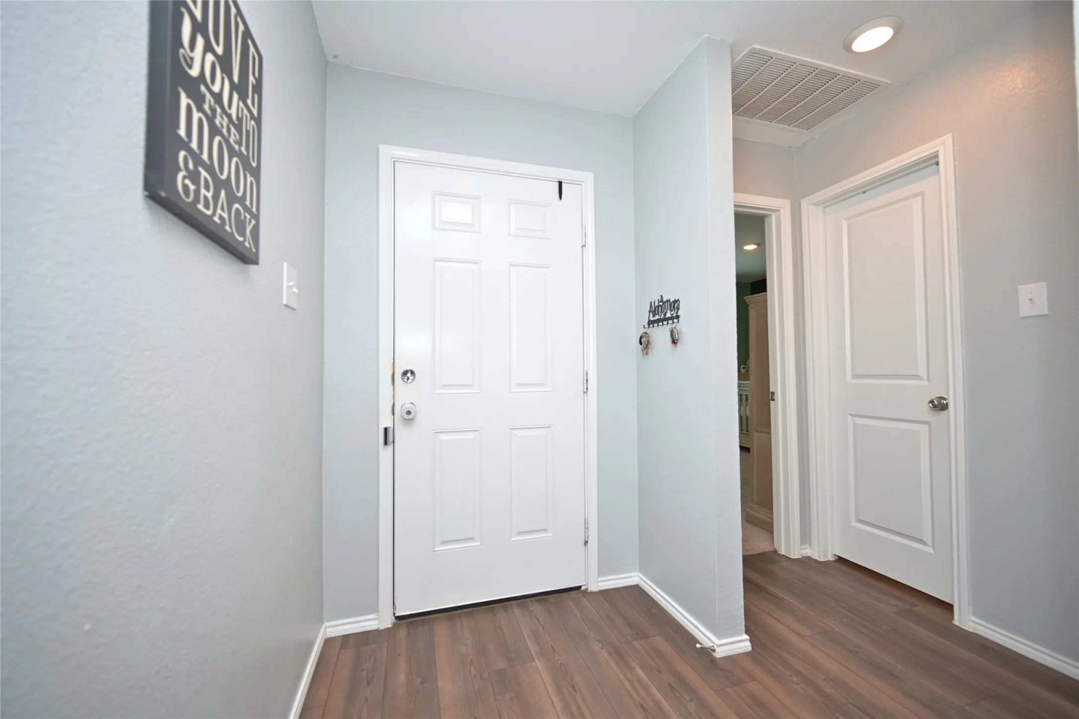 Single Family Residence For Sale in Kaufman County , 2104 Mackinac Lane, Crandall, Texas 75114, 3 Bedroom, 2 Bathroom, 1 Garage spaces, 1,239 Sqft, built in 2021, mls#21329214, Real Estate Agent in Crandall, Homes For Sale in Kaufman county, Homes For Sale in Crandall, Realtor in Crandall Texas, Real Estate Brokerage Independent Realty Texas, Luminita Cordes Realtor