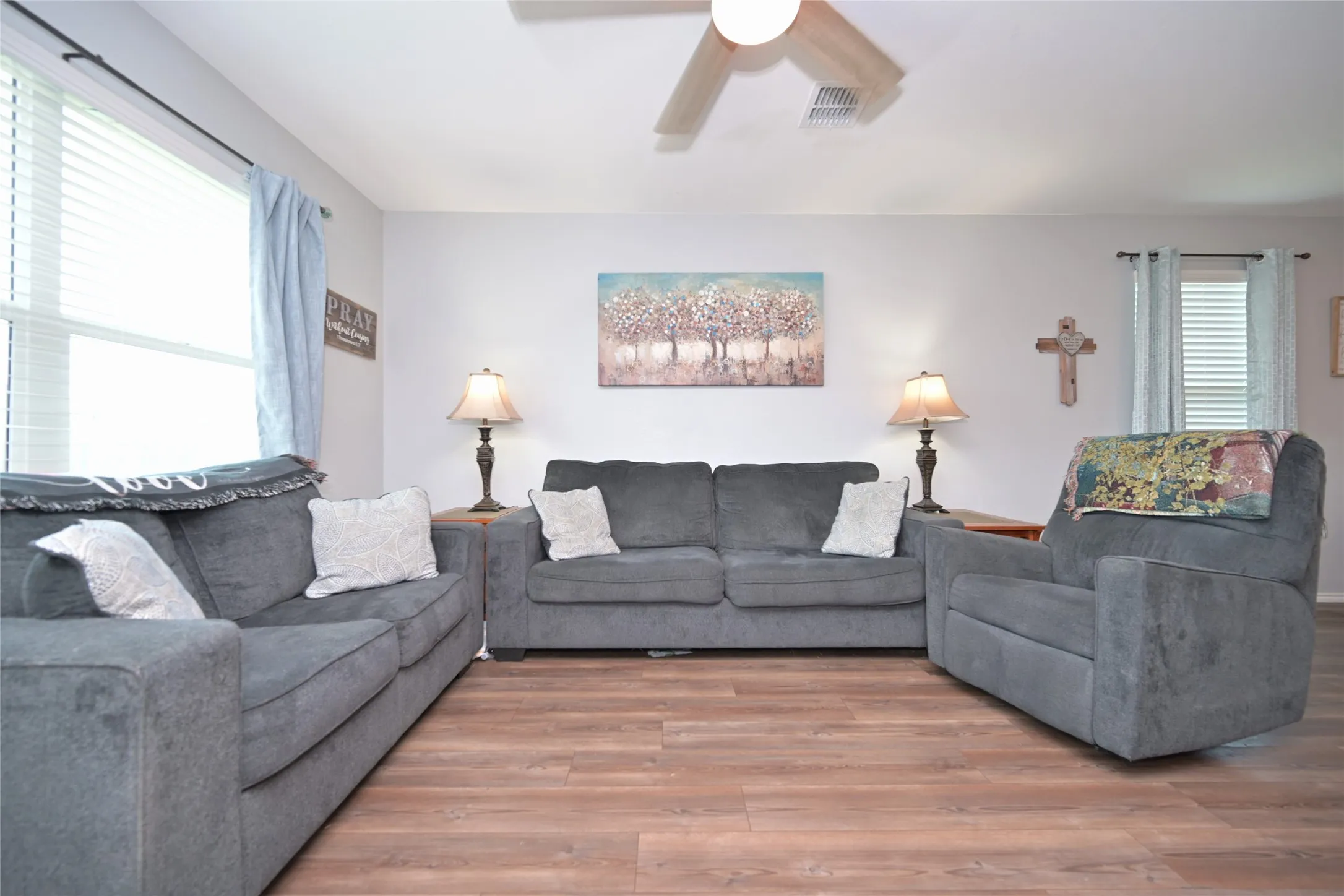 Single Family Residence For Sale in Kaufman County , 2104 Mackinac Lane, Crandall, Texas 75114, 3 Bedroom, 2 Bathroom, 1 Garage spaces, 1,239 Sqft, built in 2021, mls#21329214, Real Estate Agent in Crandall, Homes For Sale in Kaufman county, Homes For Sale in Crandall, Realtor in Crandall Texas, Real Estate Brokerage Independent Realty Texas, Luminita Cordes Realtor