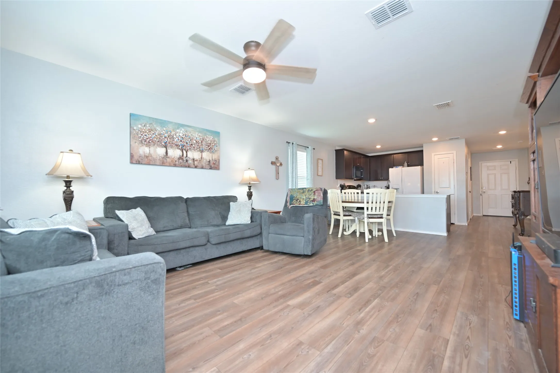 Single Family Residence For Sale in Kaufman County , 2104 Mackinac Lane, Crandall, Texas 75114, 3 Bedroom, 2 Bathroom, 1 Garage spaces, 1,239 Sqft, built in 2021, mls#21329214, Real Estate Agent in Crandall, Homes For Sale in Kaufman county, Homes For Sale in Crandall, Realtor in Crandall Texas, Real Estate Brokerage Independent Realty Texas, Luminita Cordes Realtor
