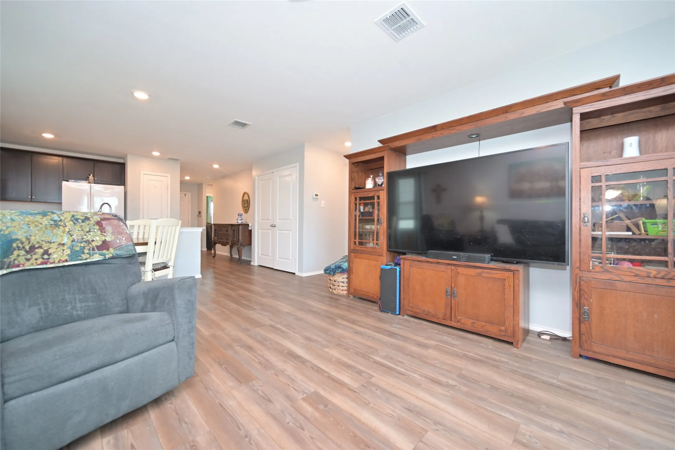 Single Family Residence For Sale in Kaufman County , 2104 Mackinac Lane, Crandall, Texas 75114, 3 Bedroom, 2 Bathroom, 1 Garage spaces, 1,239 Sqft, built in 2021, mls#21329214, Real Estate Agent in Crandall, Homes For Sale in Kaufman county, Homes For Sale in Crandall, Realtor in Crandall Texas, Real Estate Brokerage Independent Realty Texas, Luminita Cordes Realtor