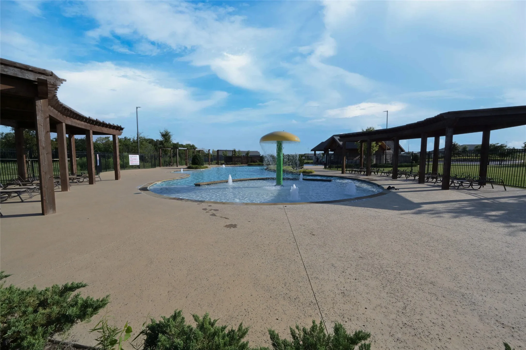 Community Pool & Splash Pad