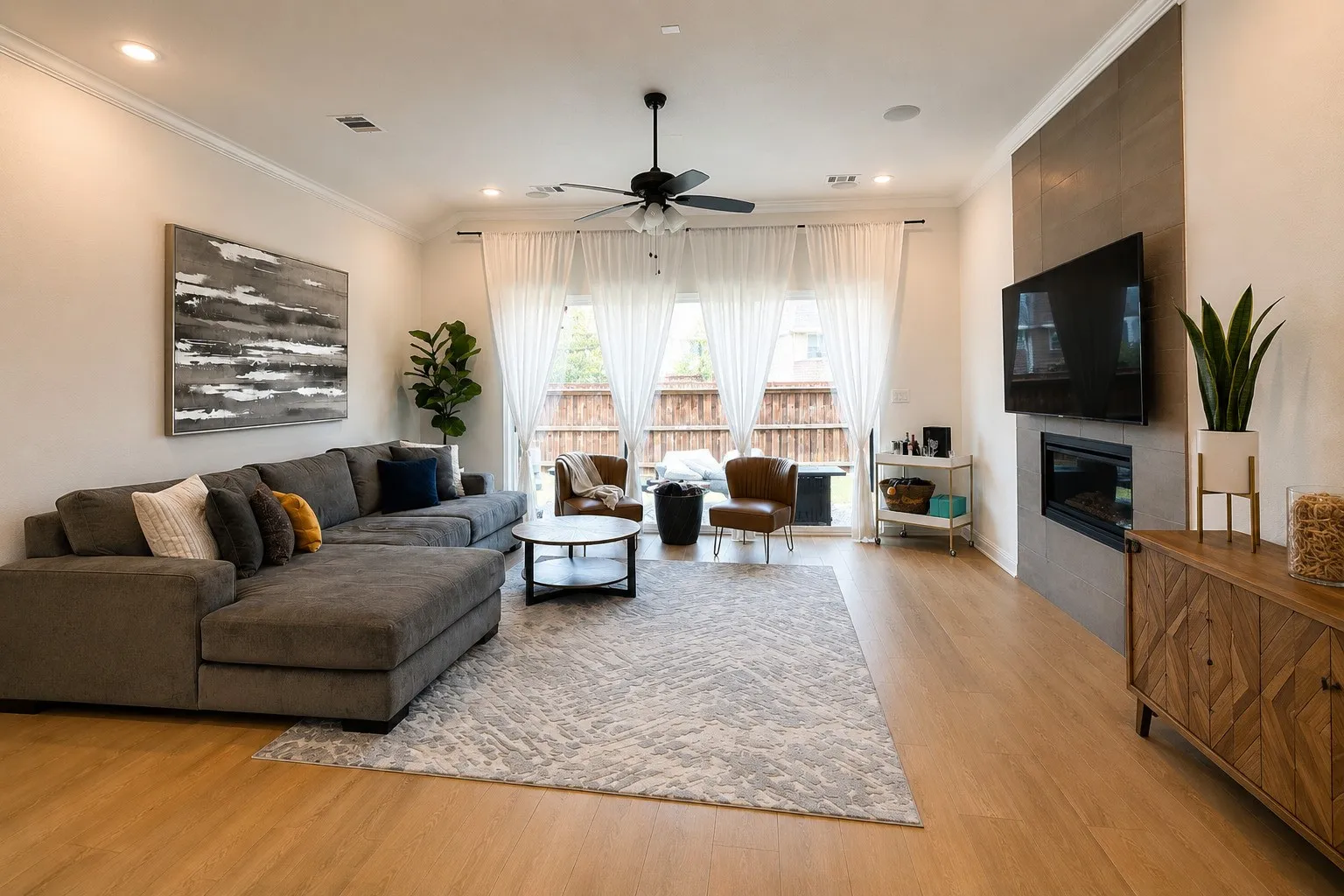 Single Family Residence For Sale in Dallas County , 1811 Lande Street, Farmers Branch, Texas 75234, 4 Bedroom, 3 Bathroom, 2 Garage spaces, 2,293 Sqft, built in 2021, mls#21328974, Real Estate Agent in Farmers Branch, Homes For Sale in Dallas county, Homes For Sale in Farmers Branch, Realtor in Farmers Branch Texas, Real Estate Brokerage Independent Realty Texas, Luminita Cordes Realtor