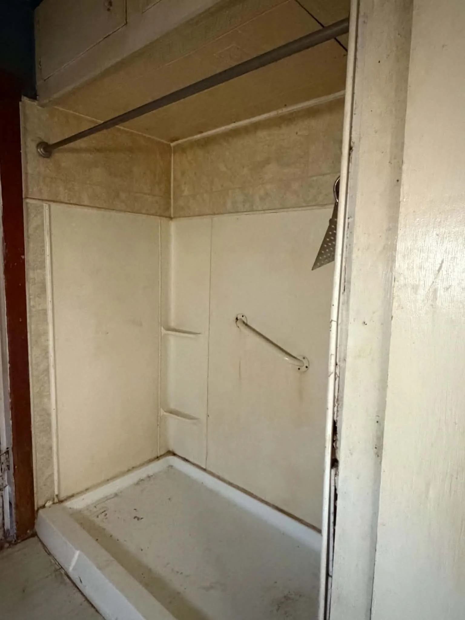 Single Family Residence For Sale in Young County , 706 Ribble Road, Graham, Texas 76450, 2 Bedrooms, 1 Bathroom, Garage spaces, 874 Sqft, built in 1955, Price $75,000, mls#21328279, Real Estate Agent in Graham, Homes For Sale in Young county, Homes For Sale in Graham, Realtor in Graham Texas, Real Estate Brokerage Independent Realty Texas, Luminita Cordes Realtor