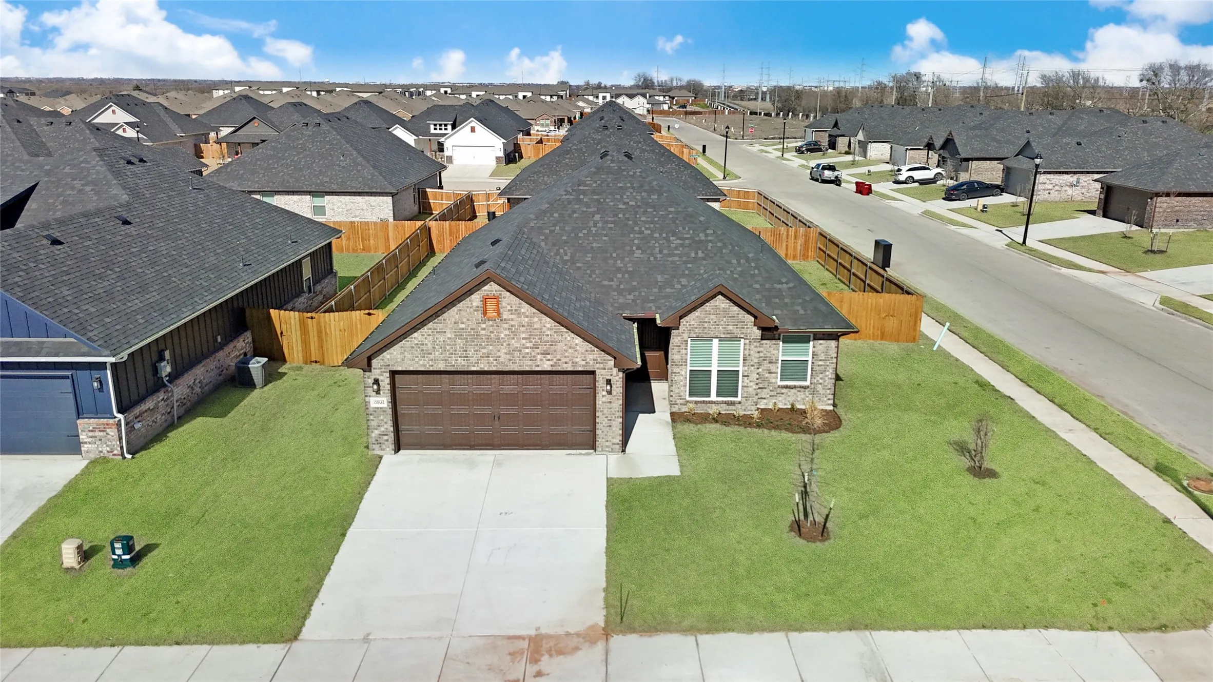 Single Family Residence For Rent in Grayson County , 2801 Tulip Drive, Sherman, Texas 75092, 3 Bedroom, 2 Bathroom, 2 Garage spaces, 1,672 Sqft, built in 2024, mls#21328465, Real Estate Agent in Sherman, Homes For Rent in Grayson county, Homes For Rent in Sherman, Realtor in Sherman Texas, Real Estate Brokerage Independent Realty Texas, Luminita Cordes Realtor