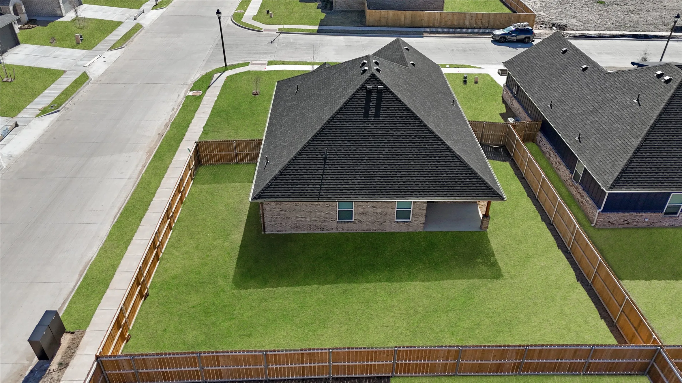 Single Family Residence For Rent in Grayson County , 2801 Tulip Drive, Sherman, Texas 75092, 3 Bedroom, 2 Bathroom, 2 Garage spaces, 1,672 Sqft, built in 2024, mls#21328465, Real Estate Agent in Sherman, Homes For Rent in Grayson county, Homes For Rent in Sherman, Realtor in Sherman Texas, Real Estate Brokerage Independent Realty Texas, Luminita Cordes Realtor